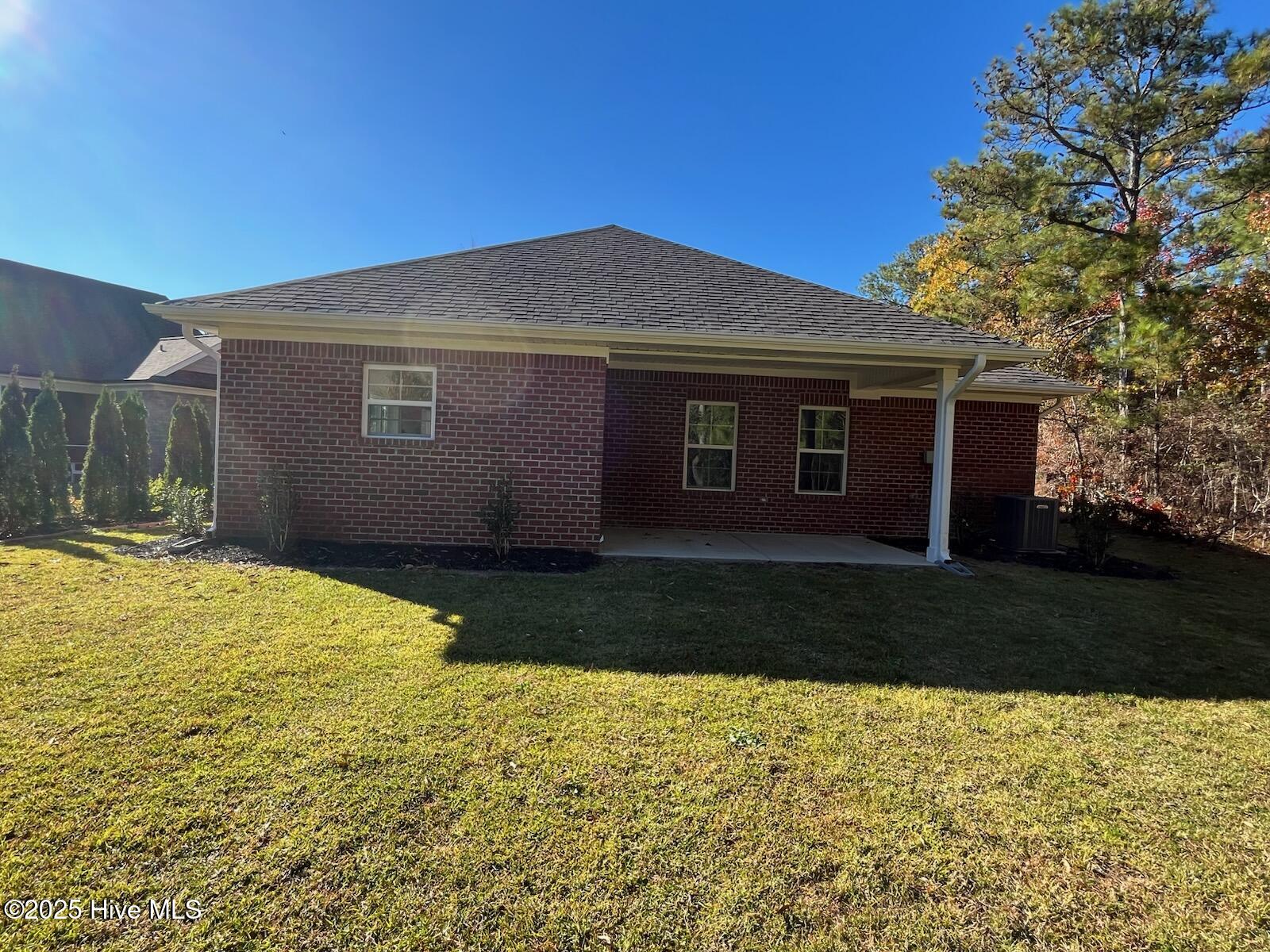 100420761 | Photo 25