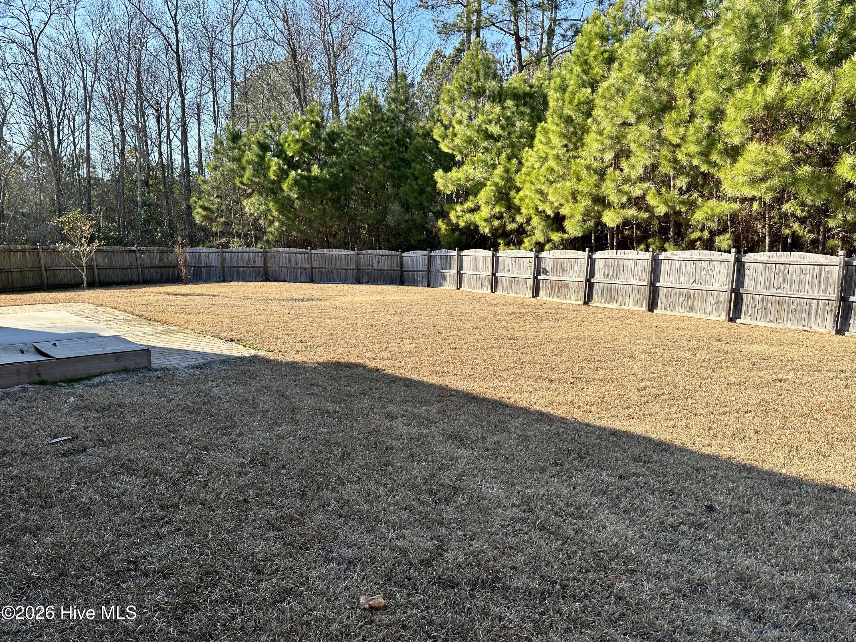 100548950 | Photo 33