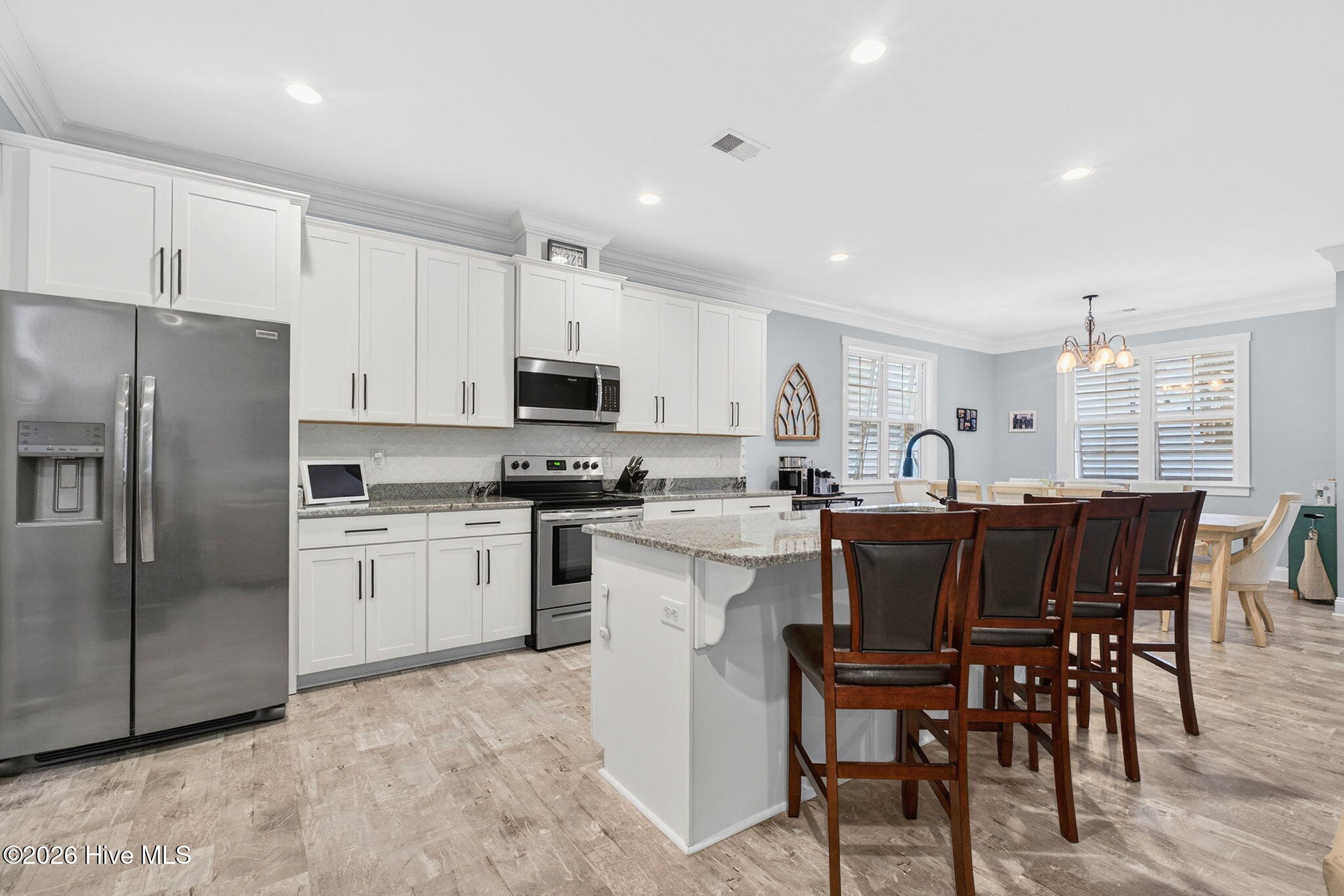 100557627 | Photo 10