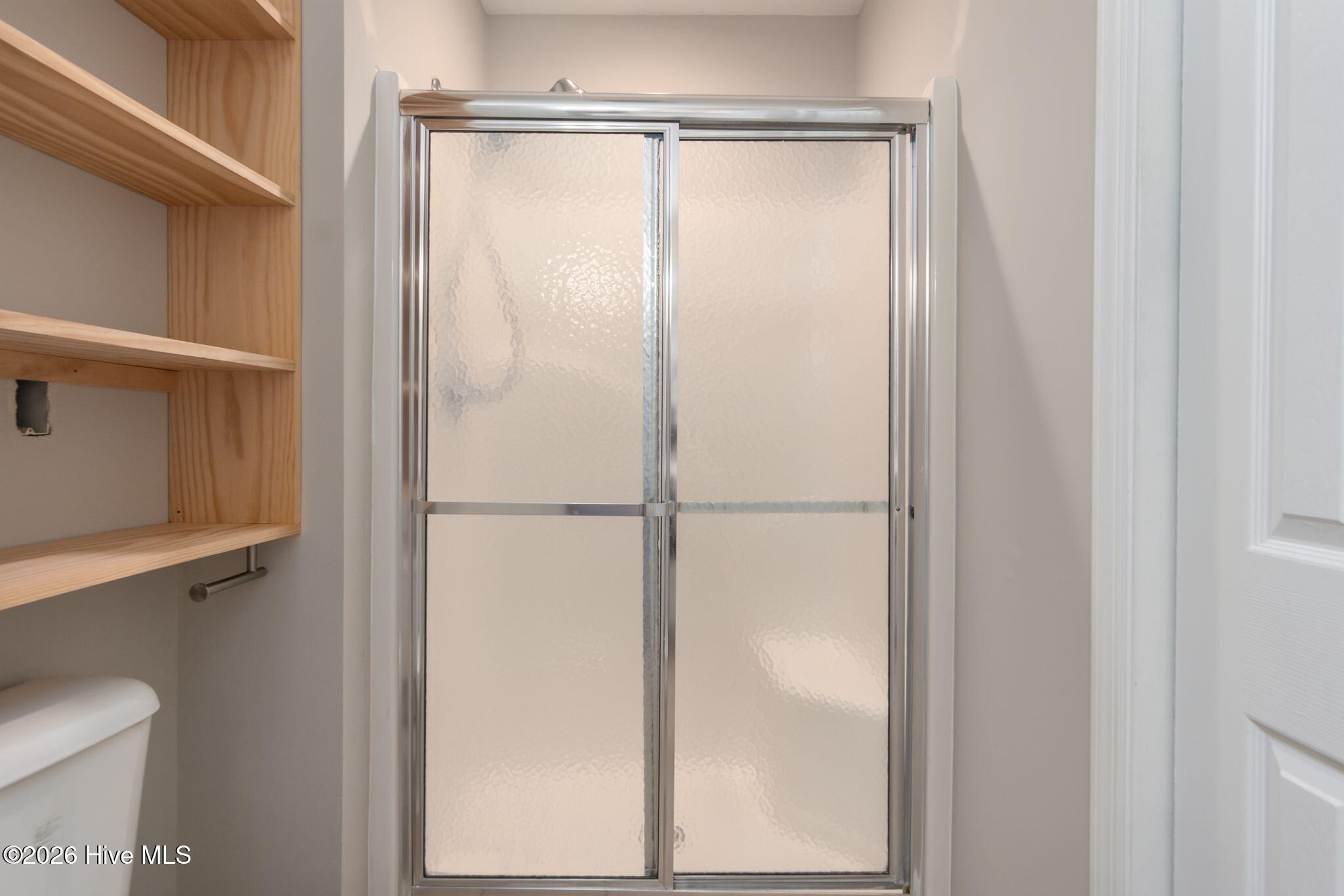 100555153 | Photo 28