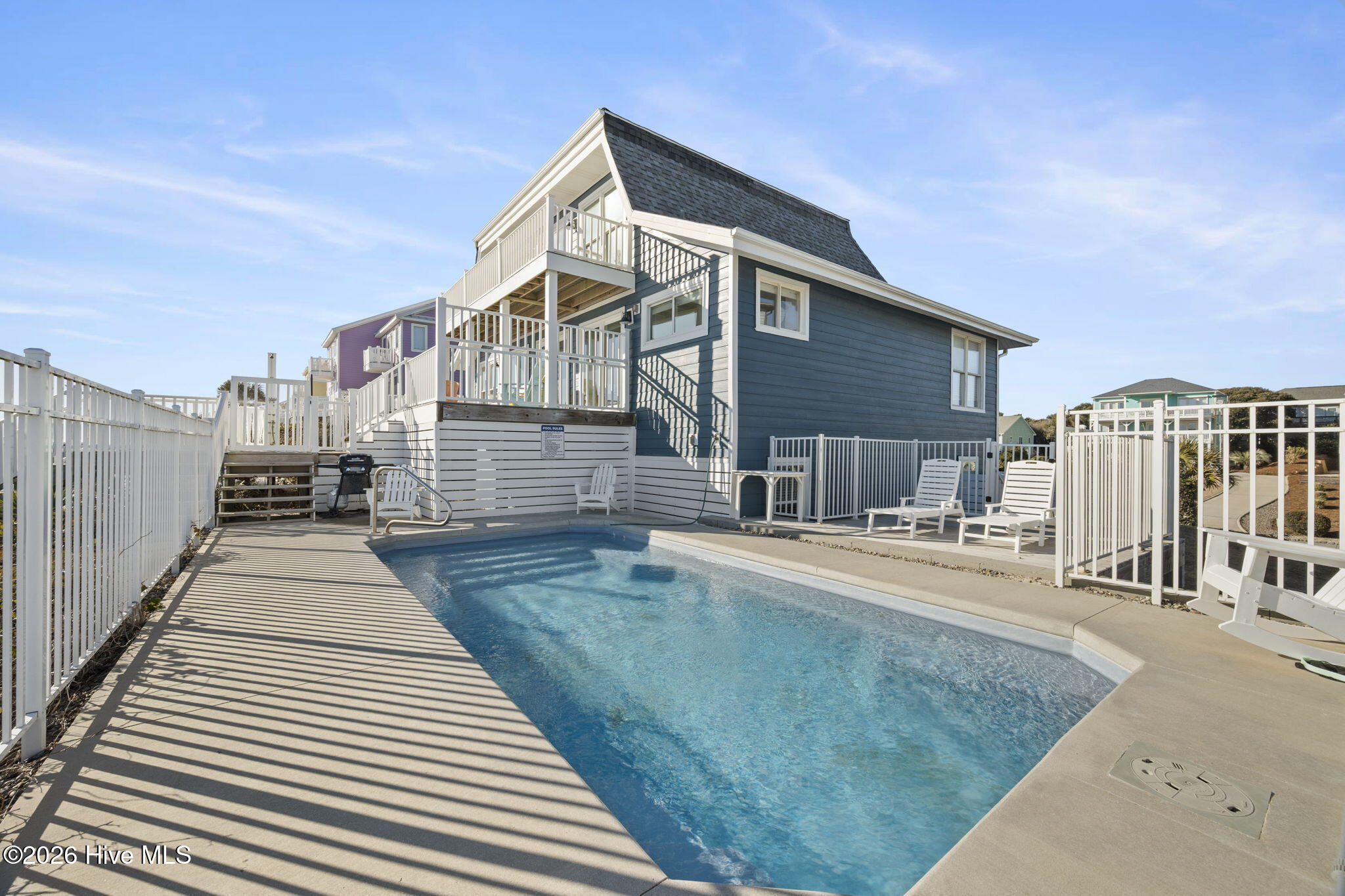 100552942 | Photo 52