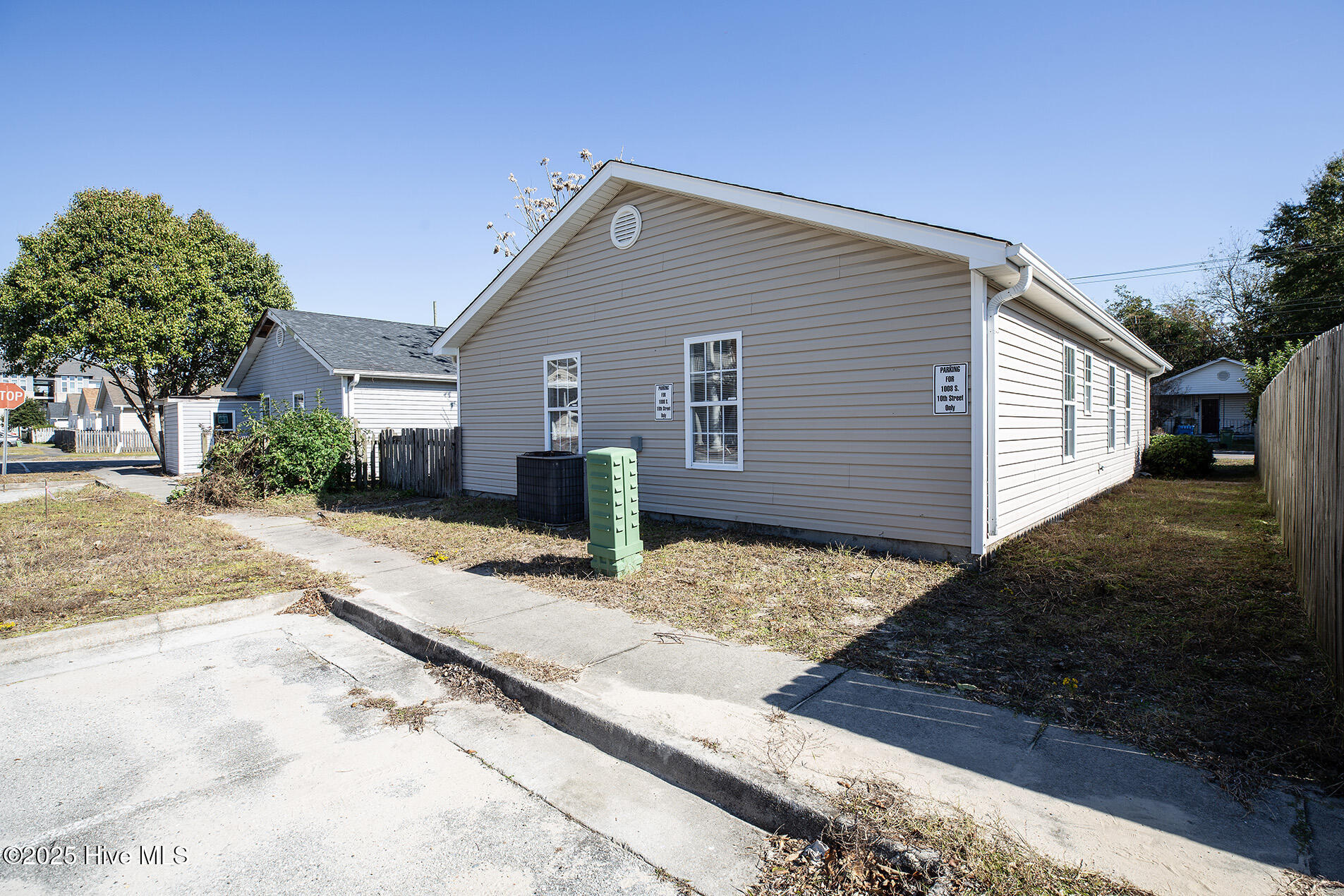 100539713 | Photo 26