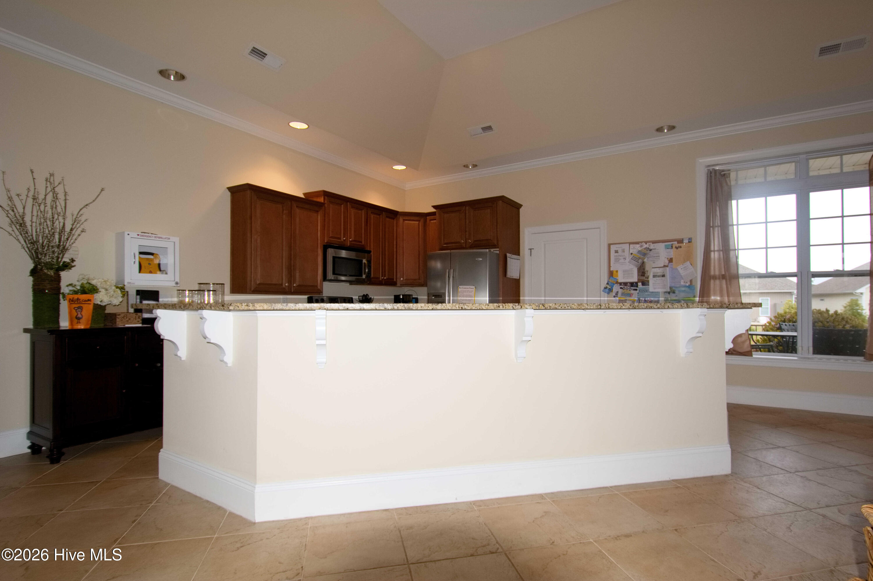 100567363 | Photo 52