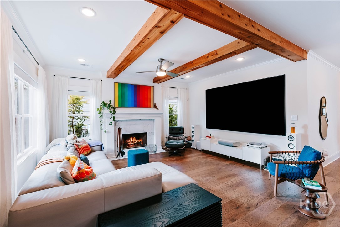 675 Sunset Drive