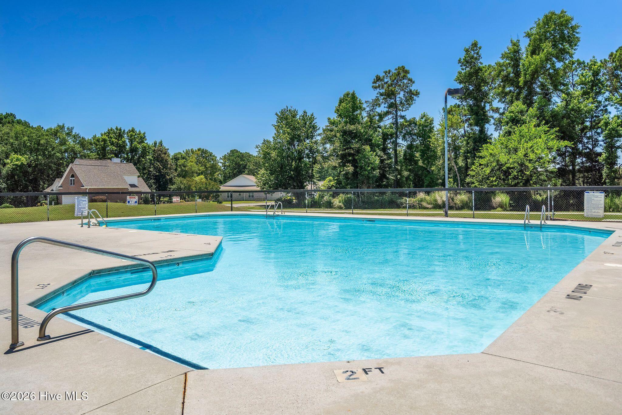 100552606 | Photo 62