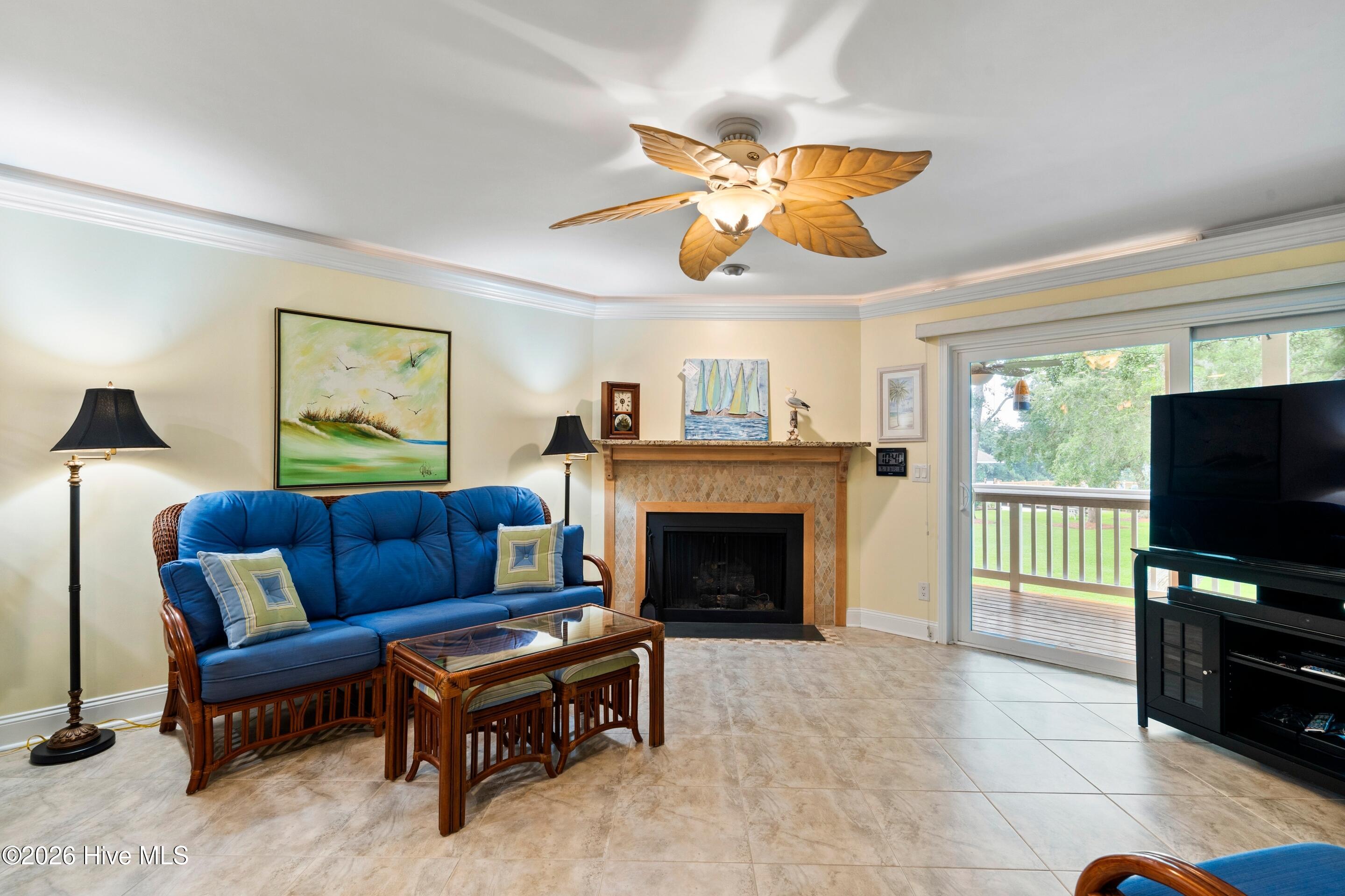 100554441 | Photo 18