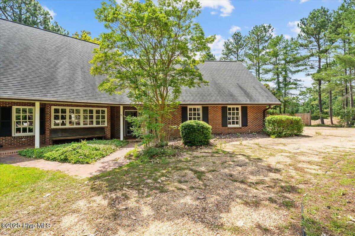 Homes for sale in Seven Lakes, NC | 143 Shagbark Ct, Seven Lakes, NC 27376 | MLS# 100516478