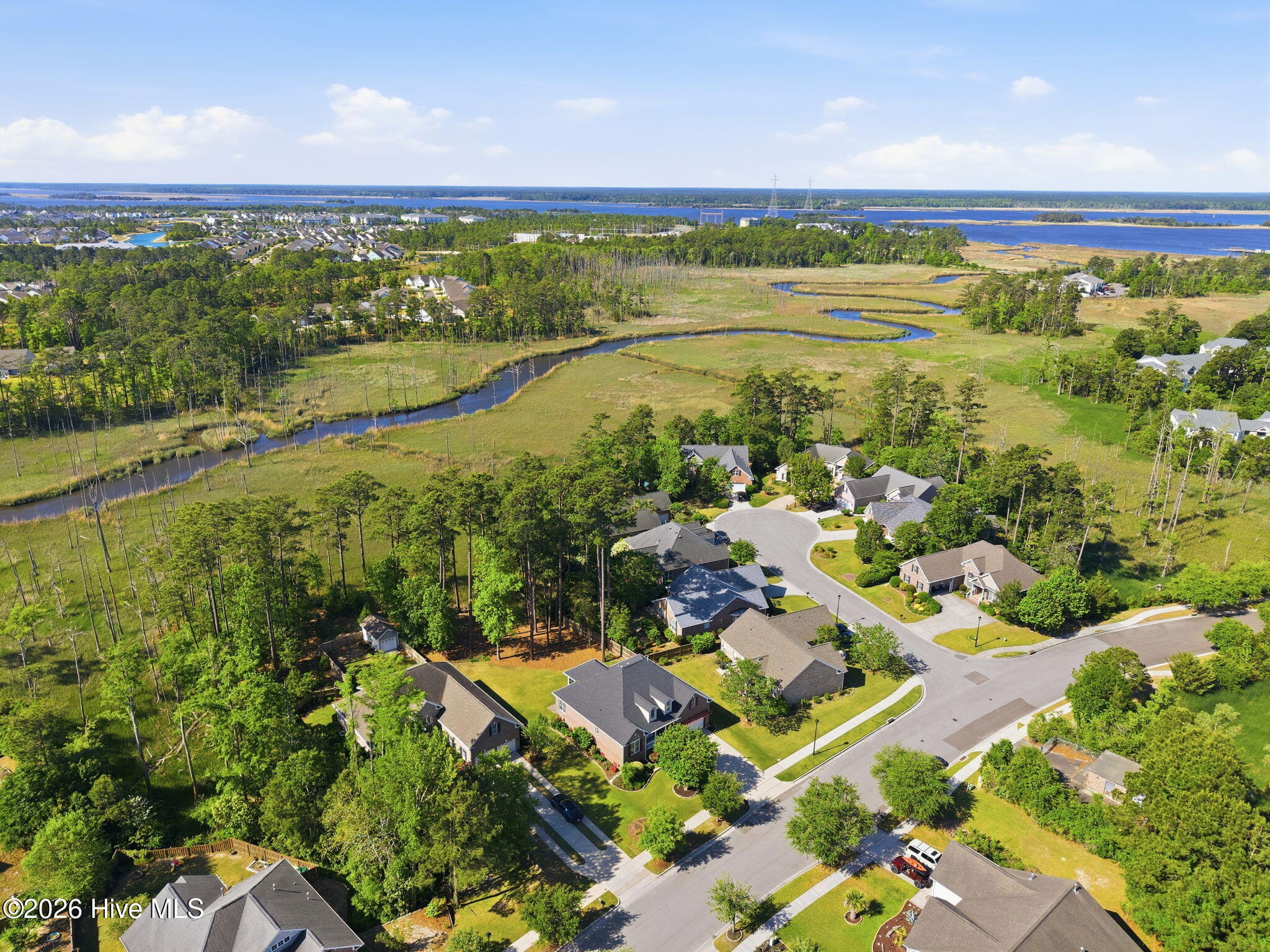 100569410 | Photo 35