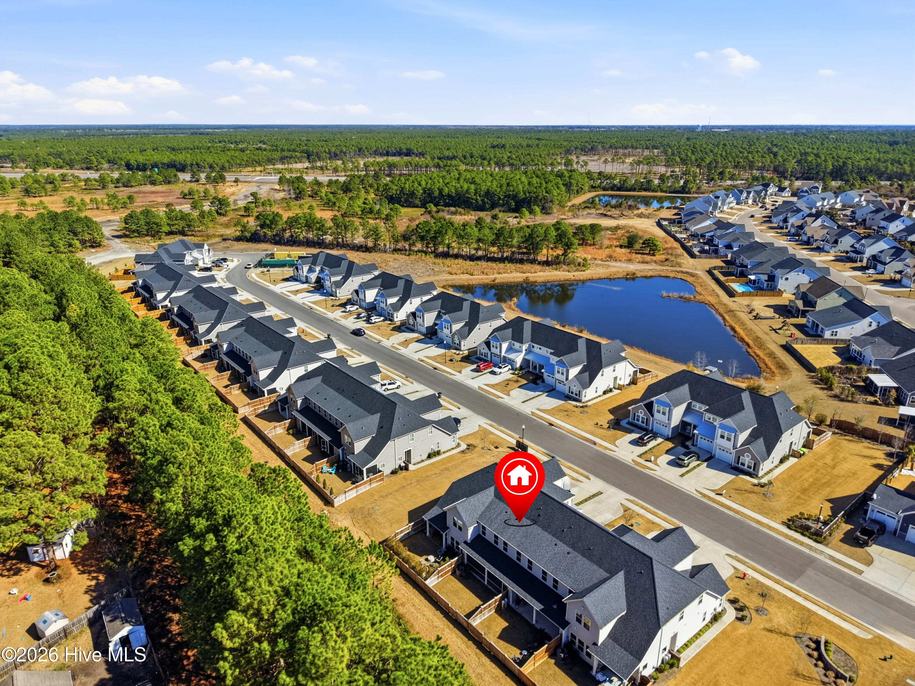 100555182 | Photo 43