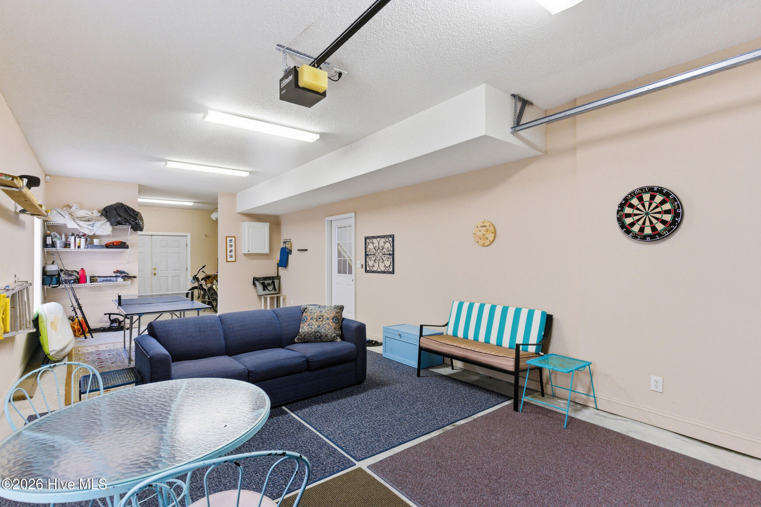 100549898 | Photo 31