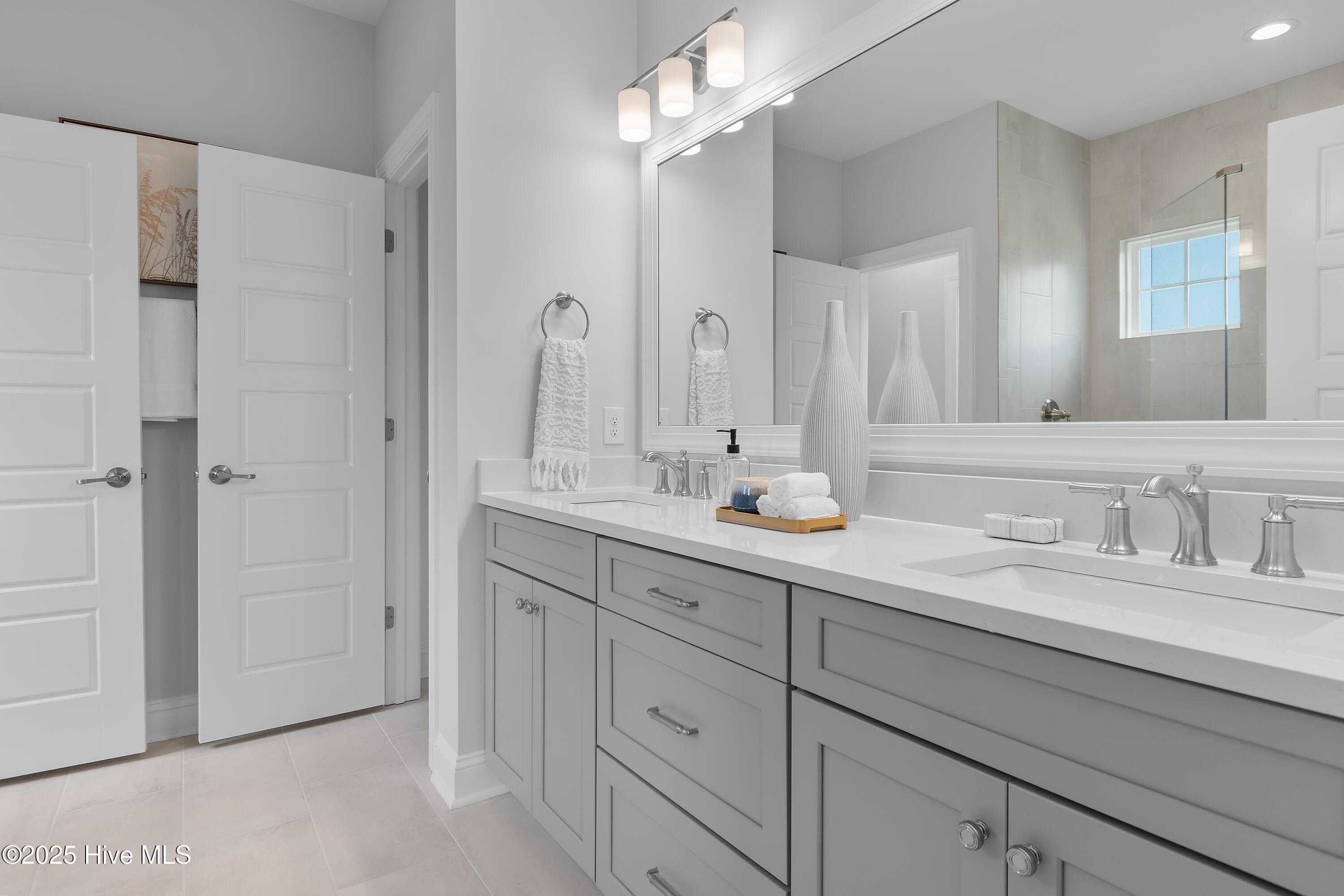 100475755 | Photo 29