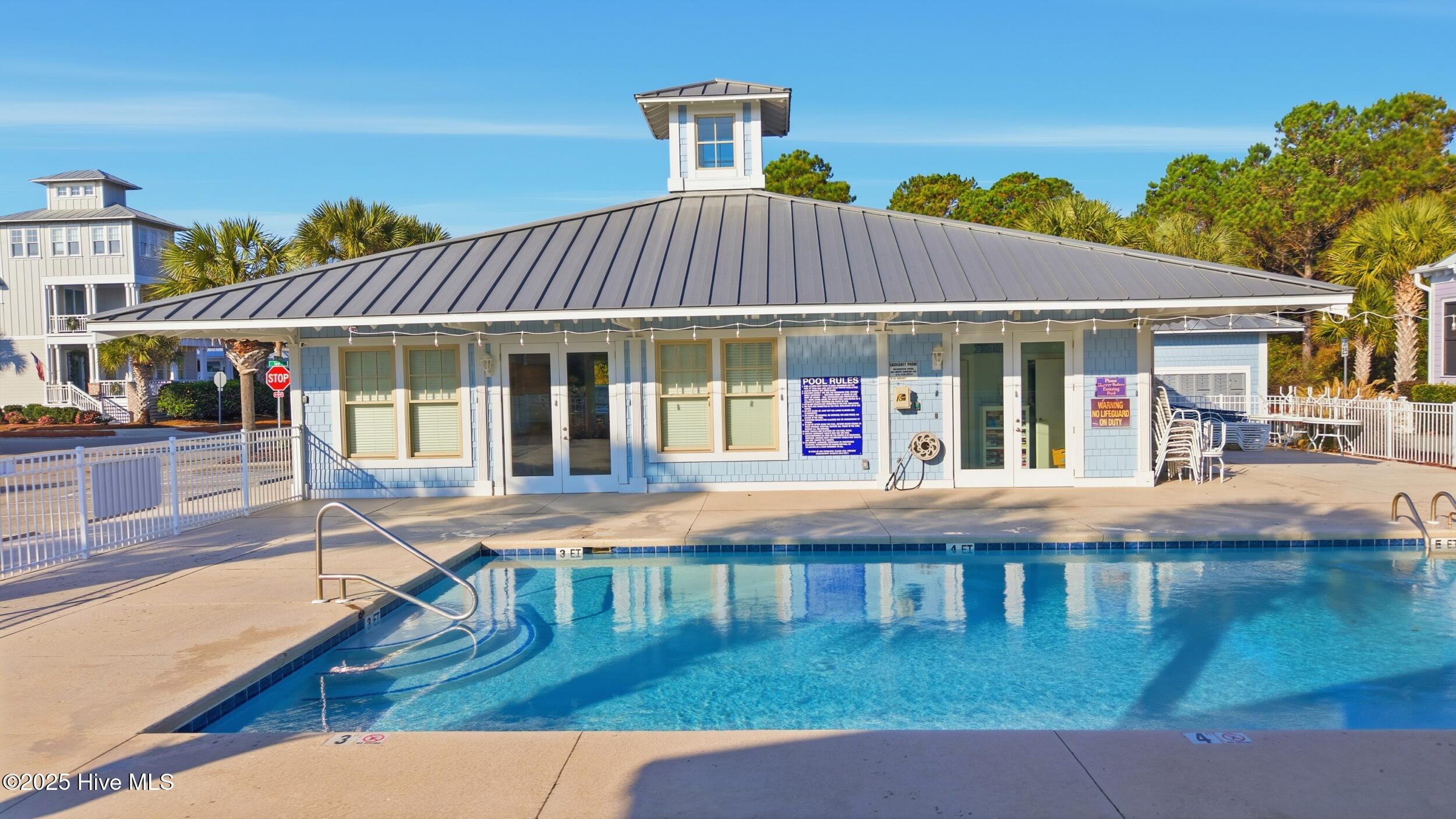 100543179 | Photo 81