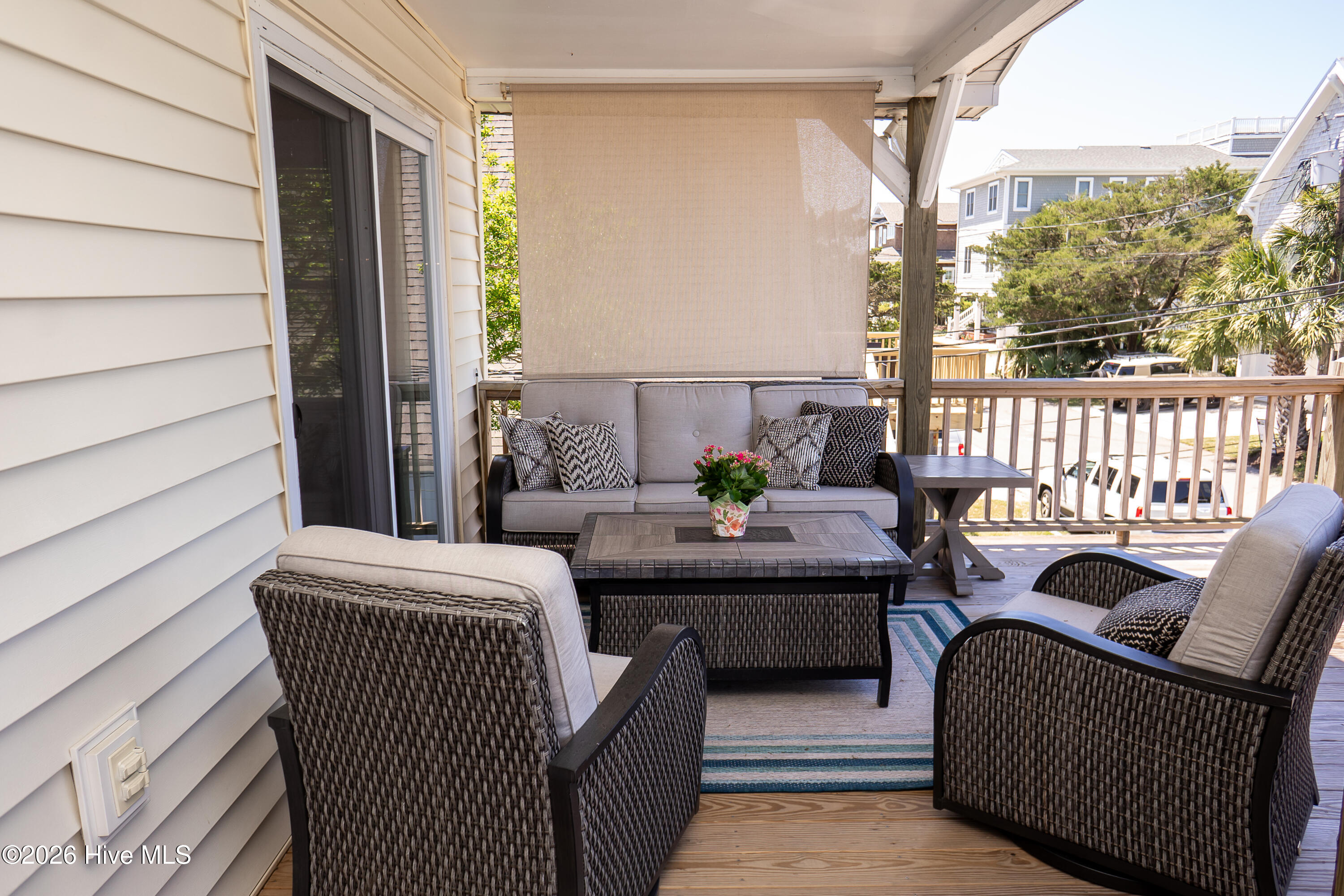 100553135 | Photo 19