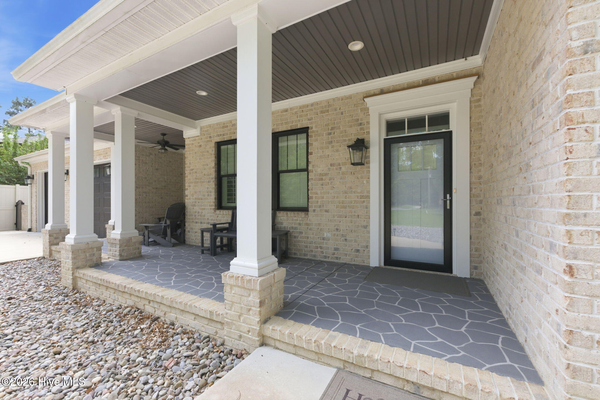 685 Raymond Road,Arapahoe