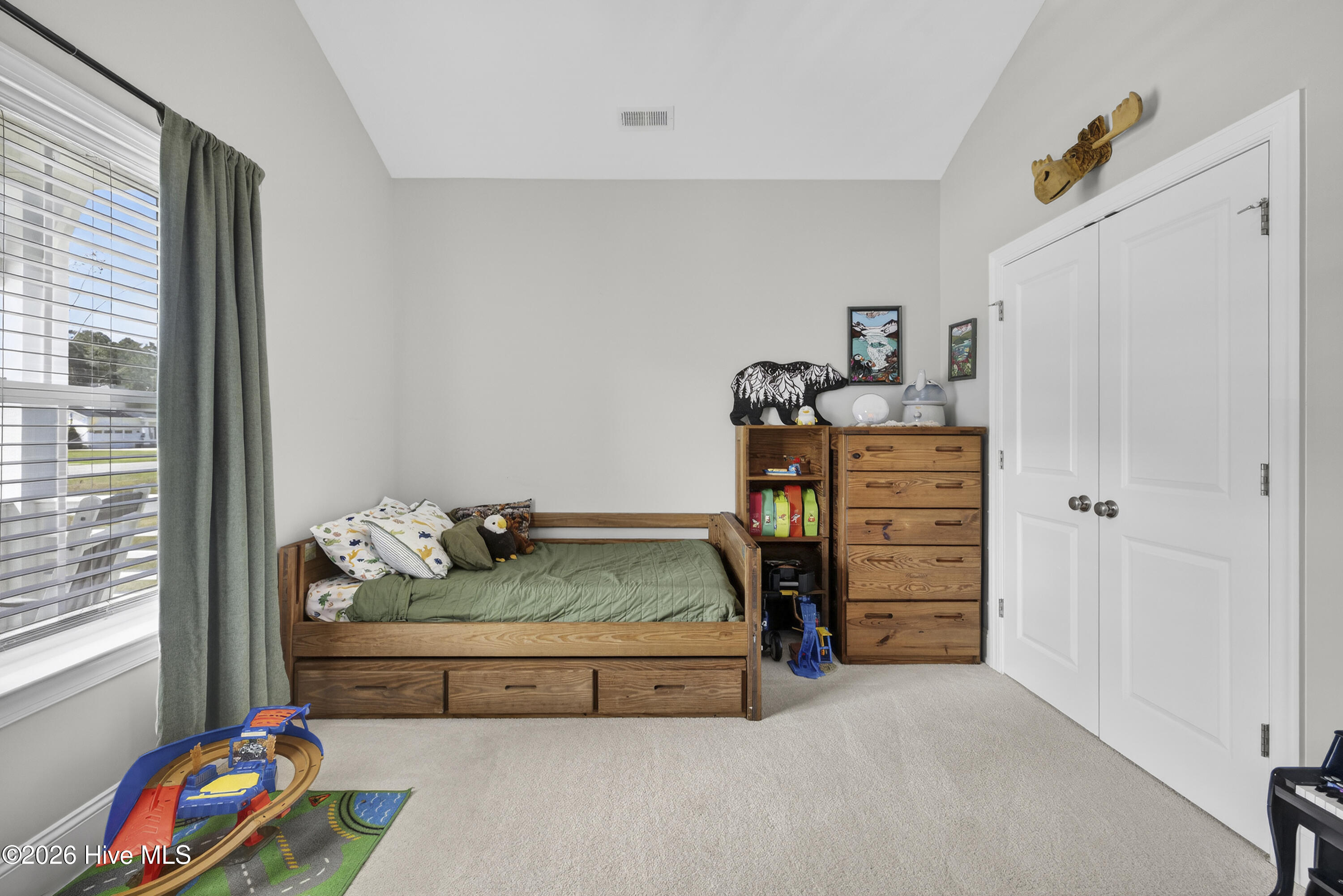 100564336 | Photo 30