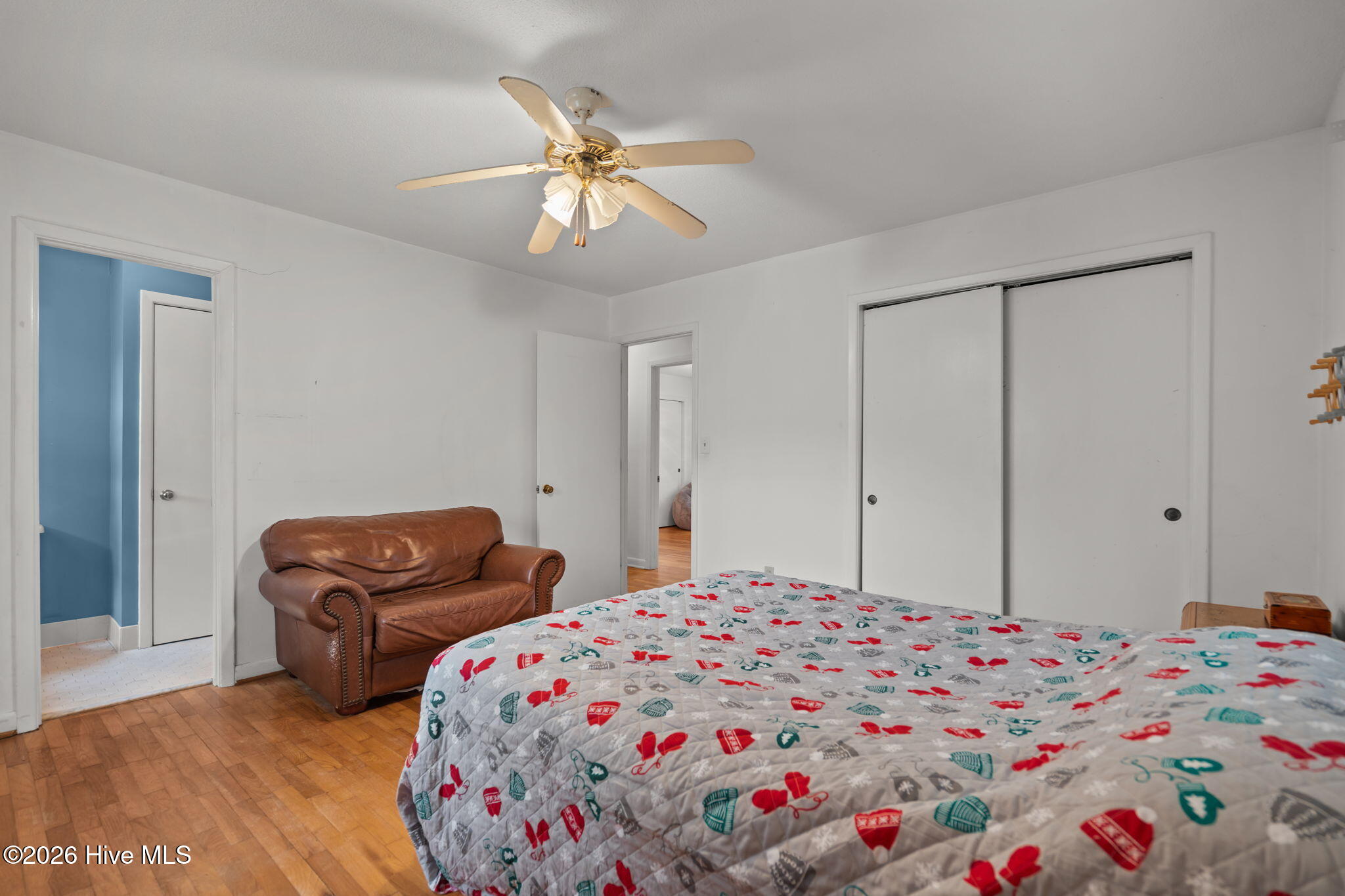 100551462 | Photo 26