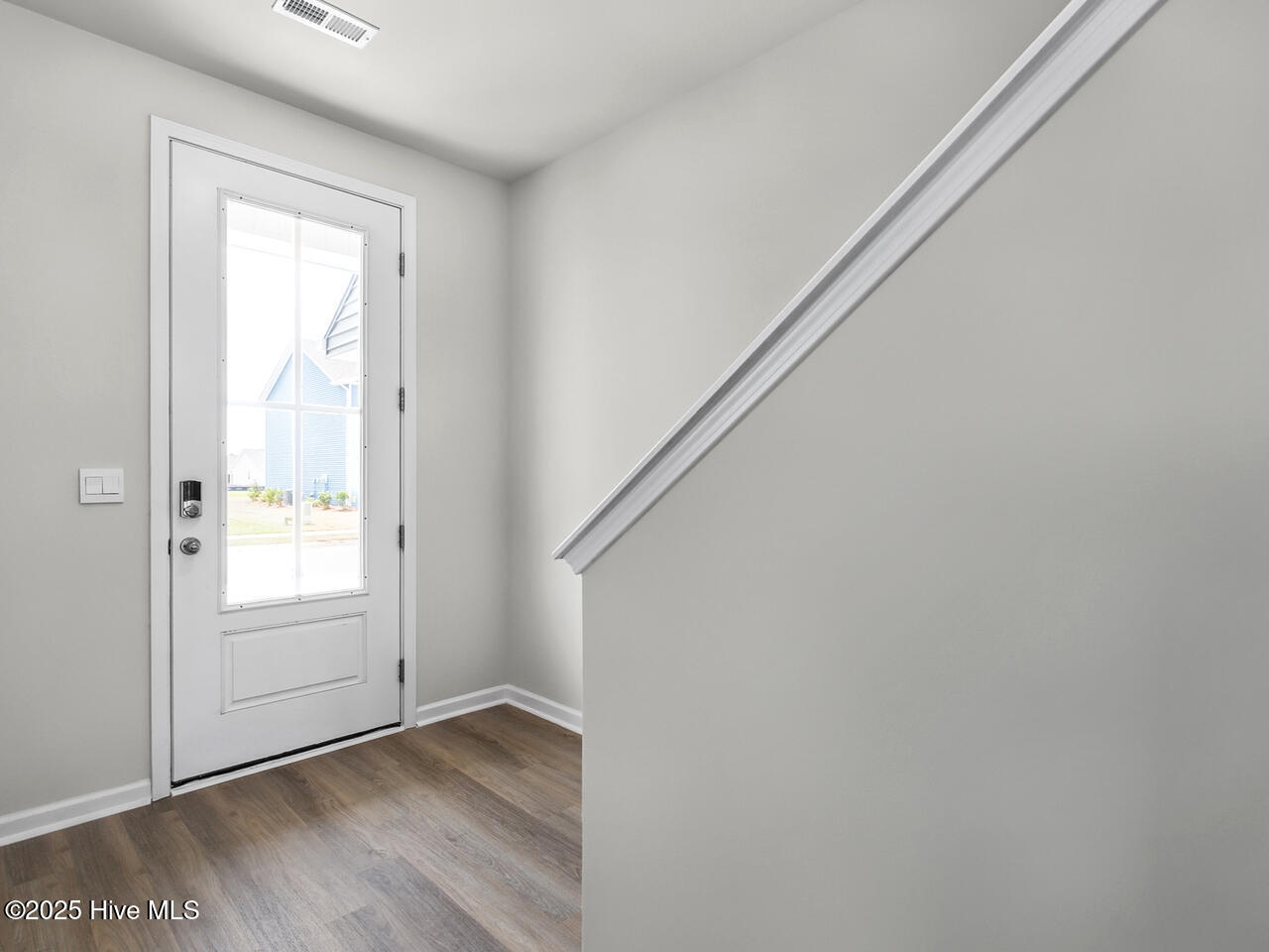 68 Legare Street Lot 176, Wilmington, NC 28411 – photo 4: Whalebone822foyDRHL33A6771CR2-003-056-12