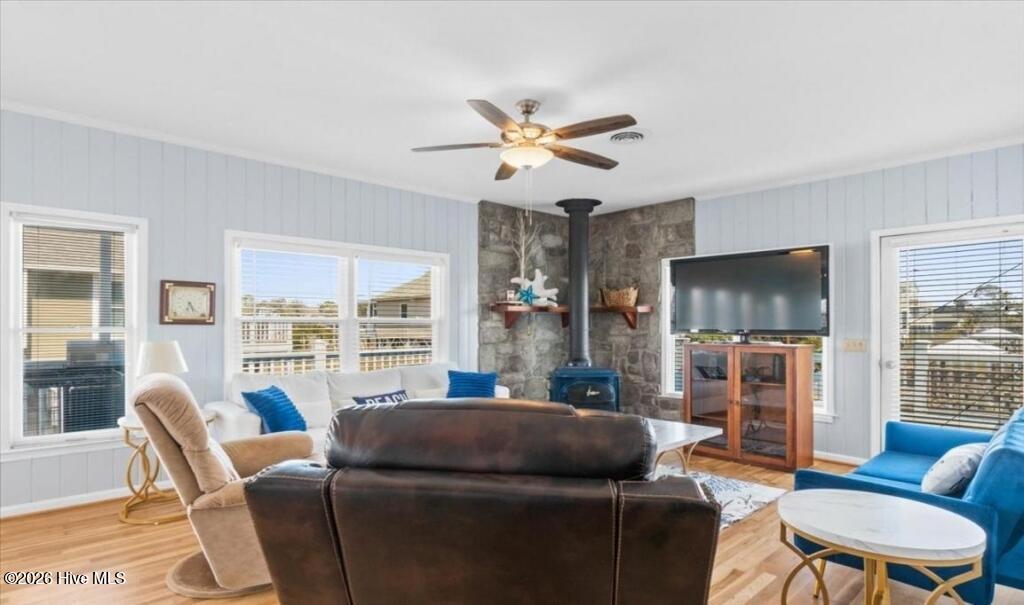 100507121 | Photo 11