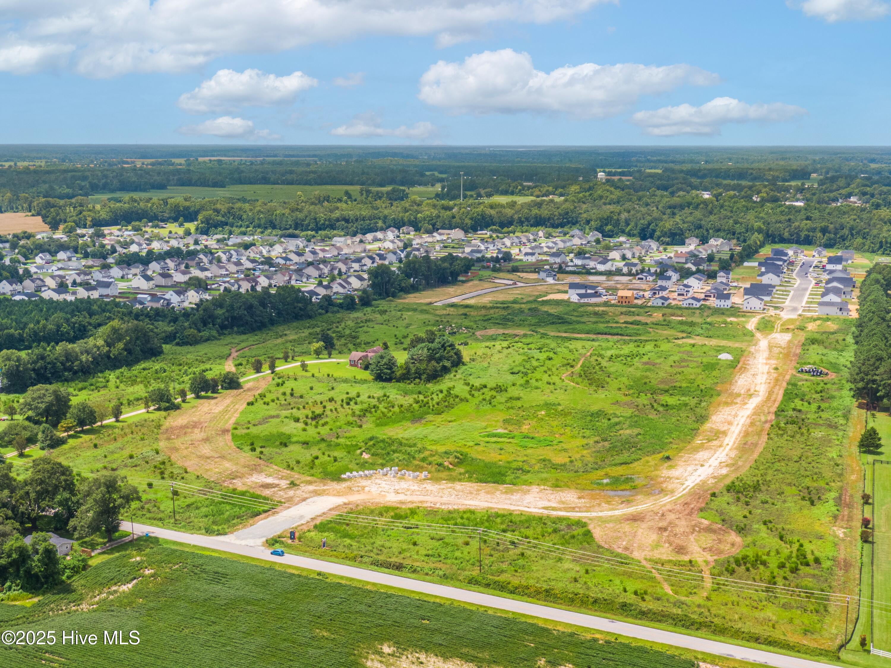 100536904 | Photo 36