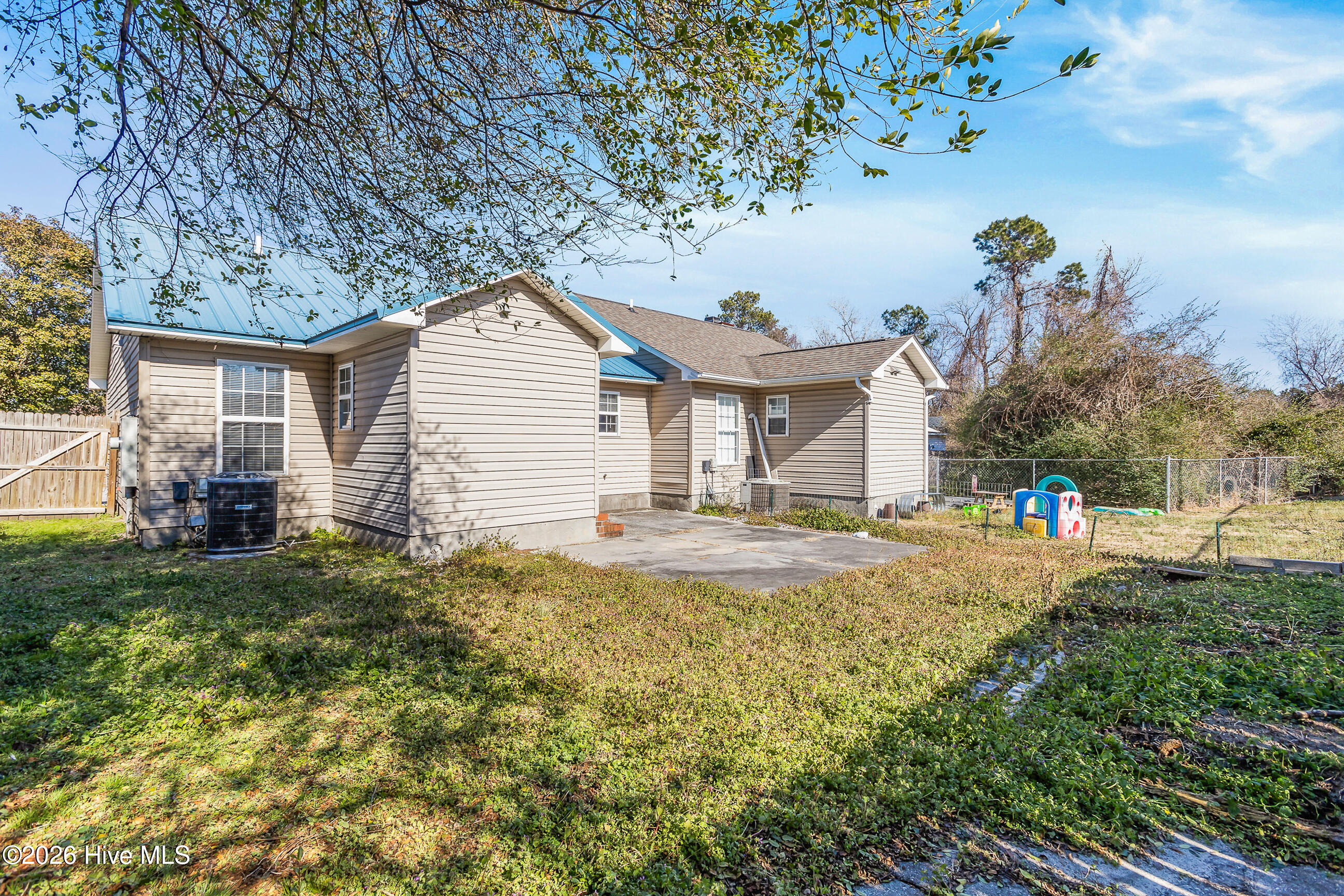 100551907 | Photo 20