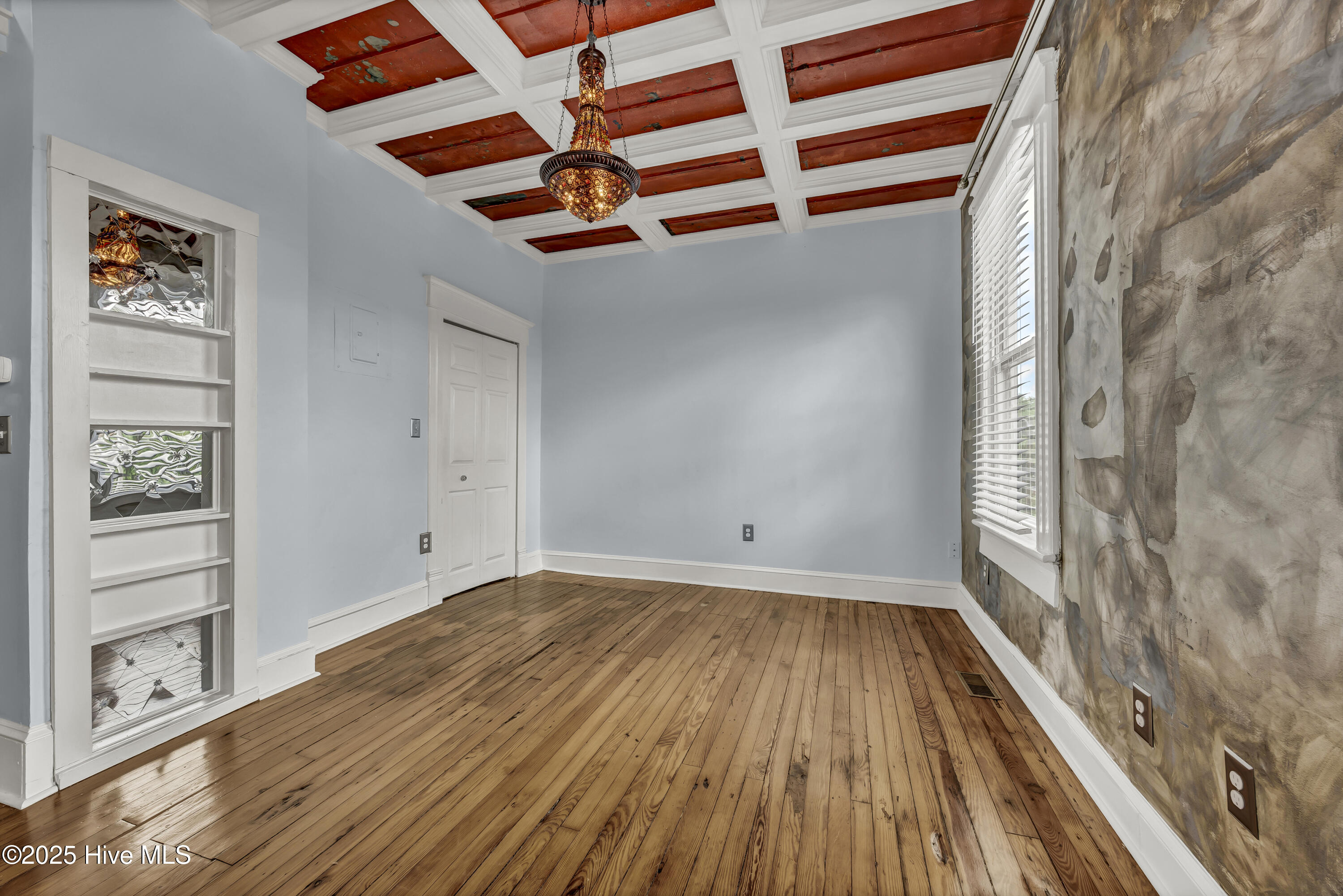 100557757 | Photo 10