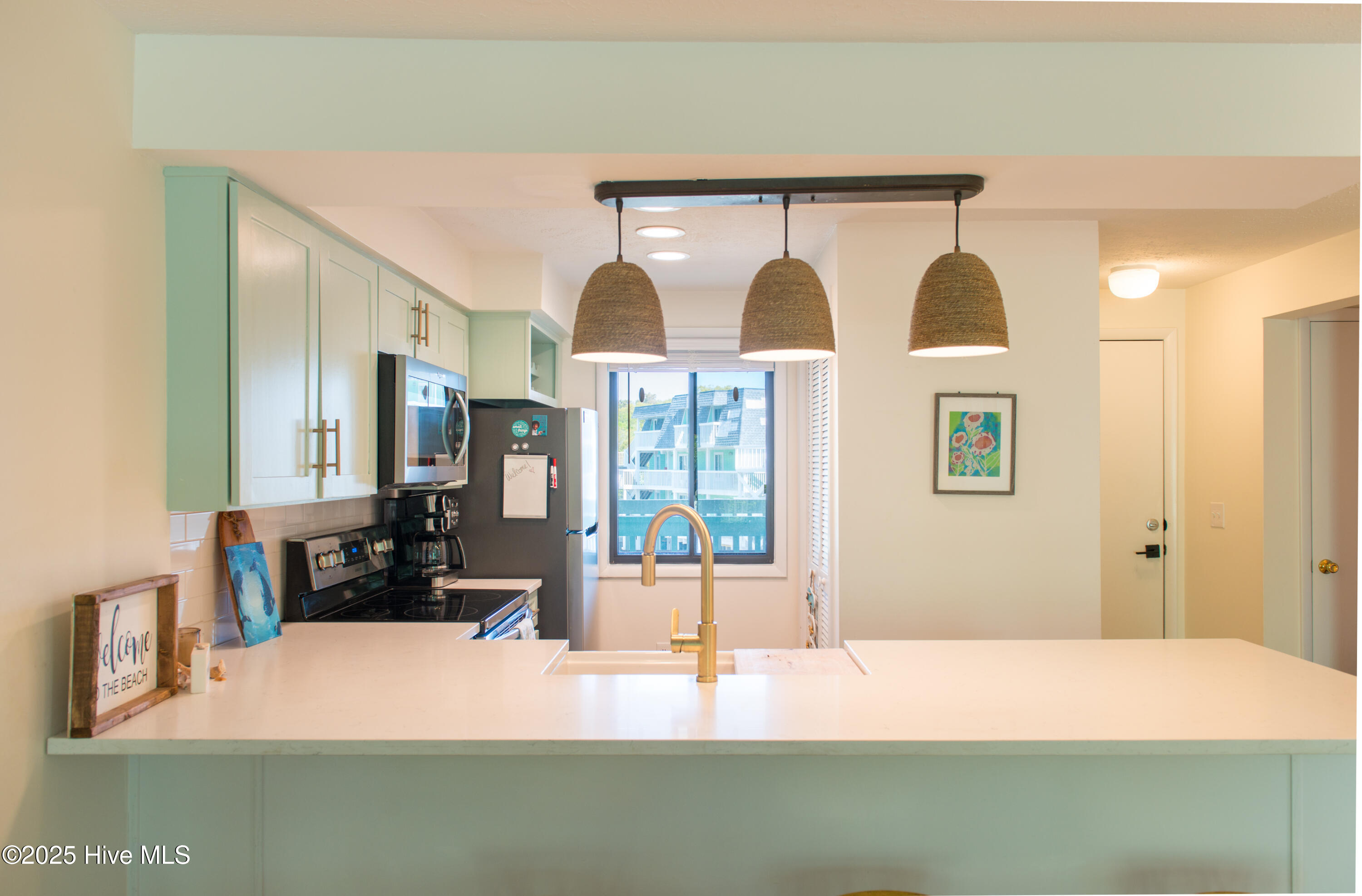 100556360 | Photo 34