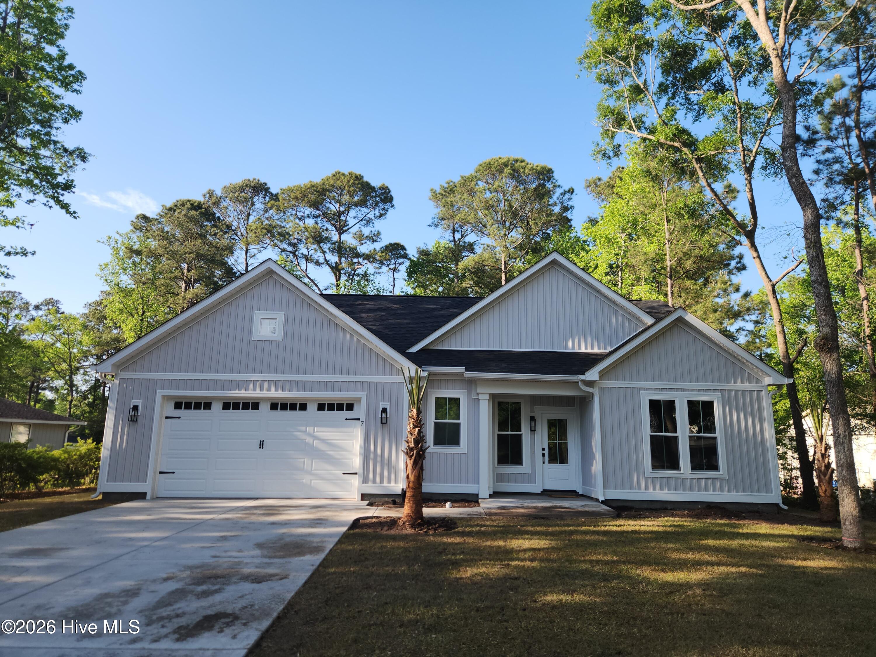 100567730 | Photo 46