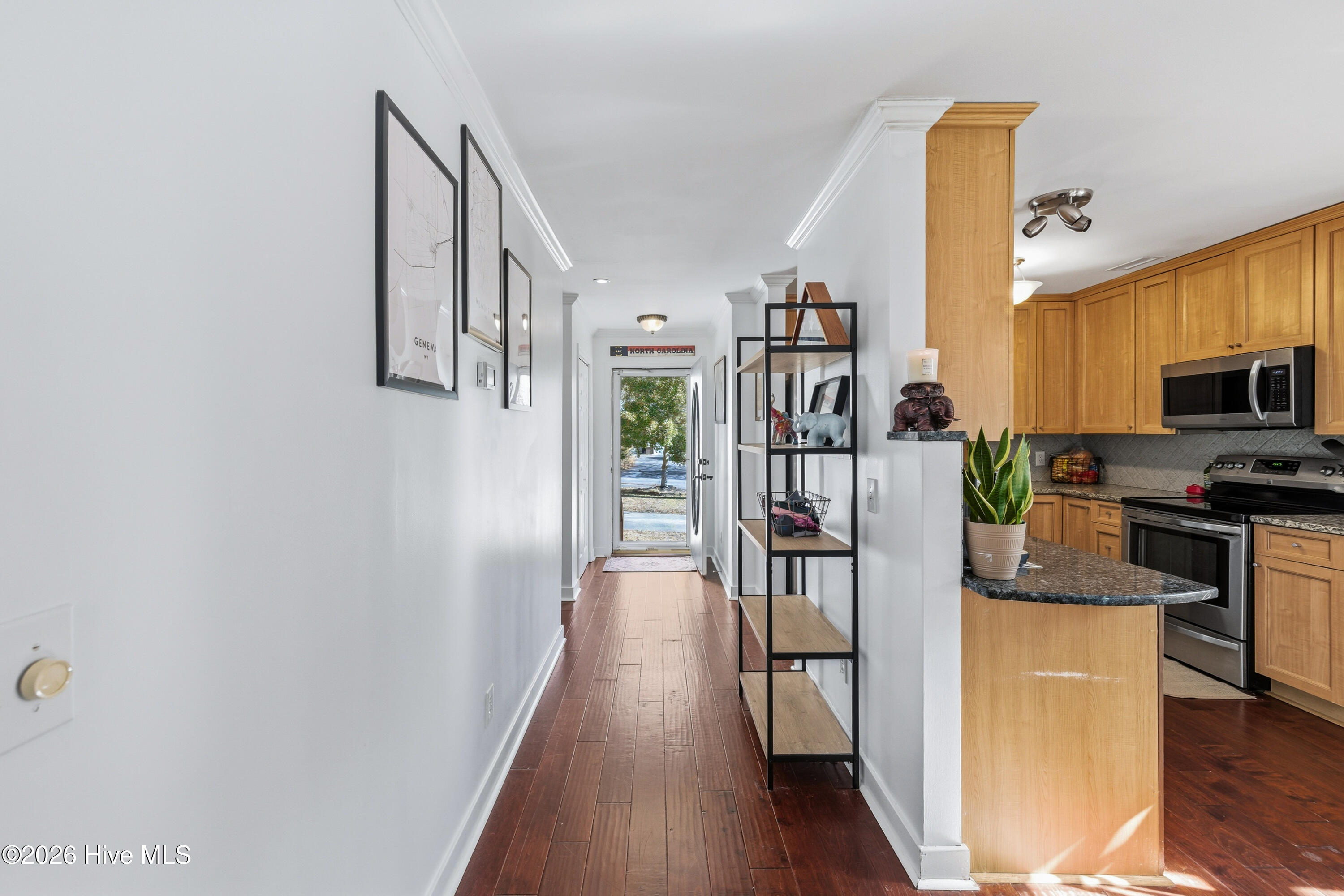 100555123 | Photo 12