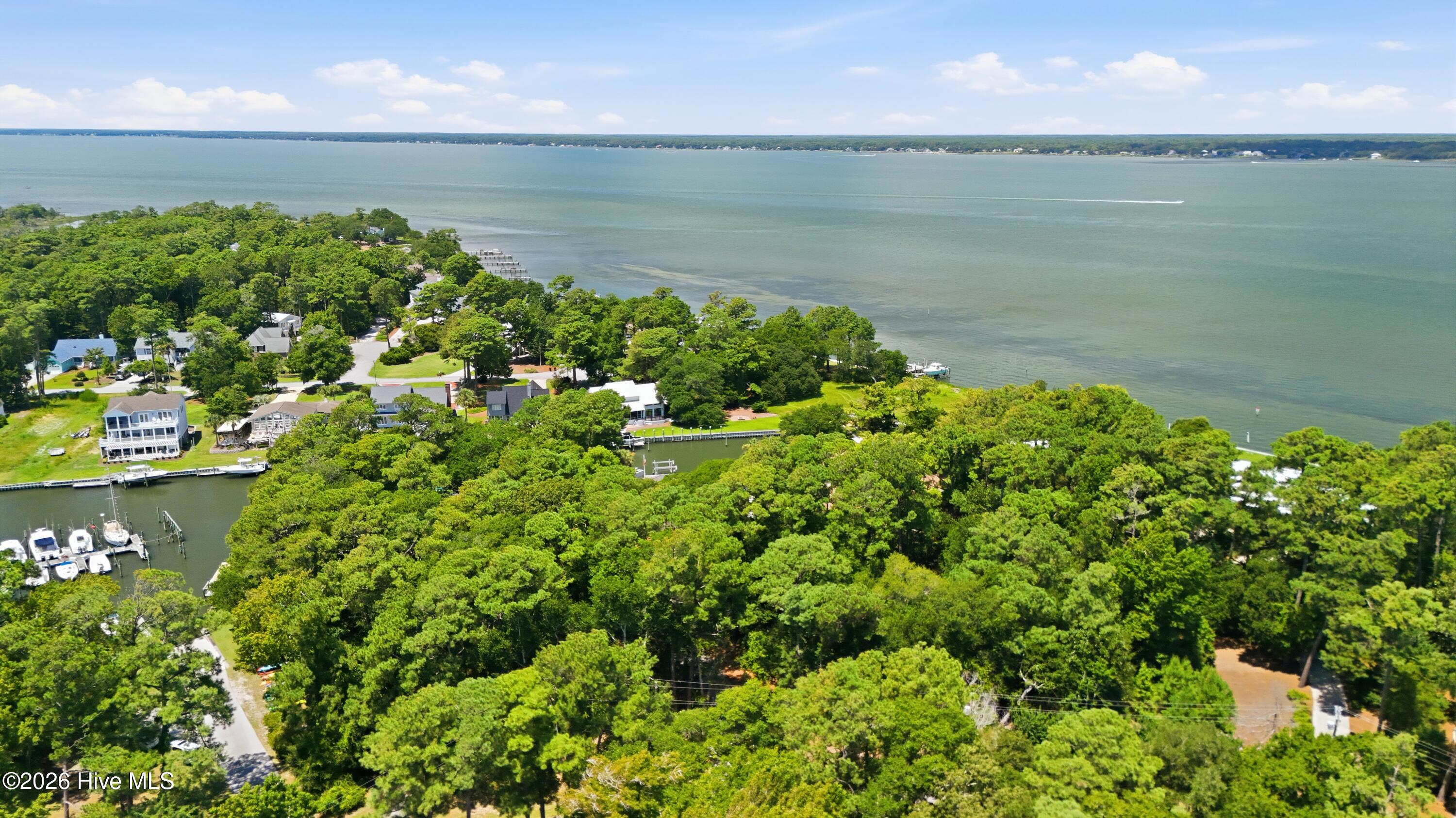 286 Oakleaf Drive,Pine Knoll Shores