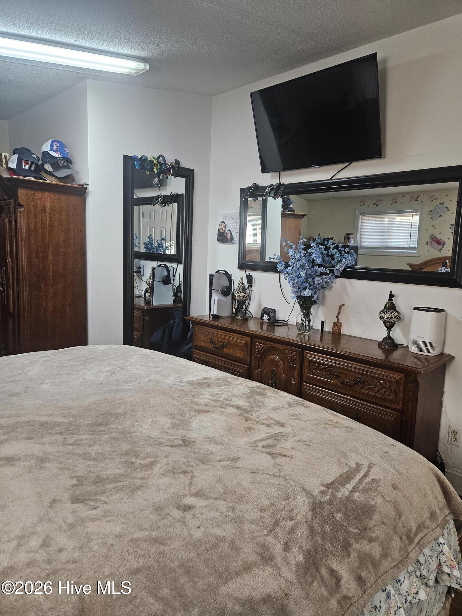 100550080 | Photo 17