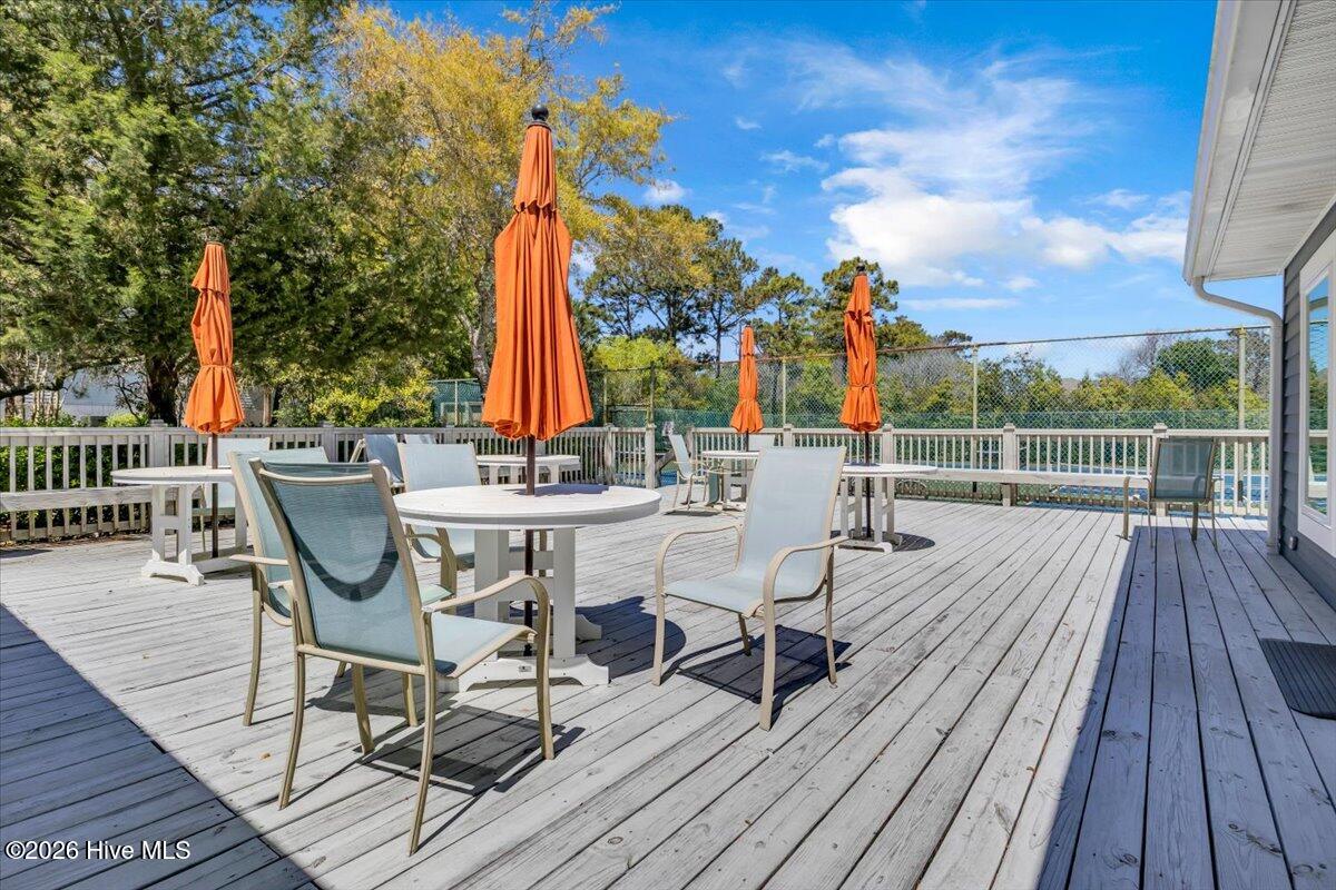 100565920 | Photo 80