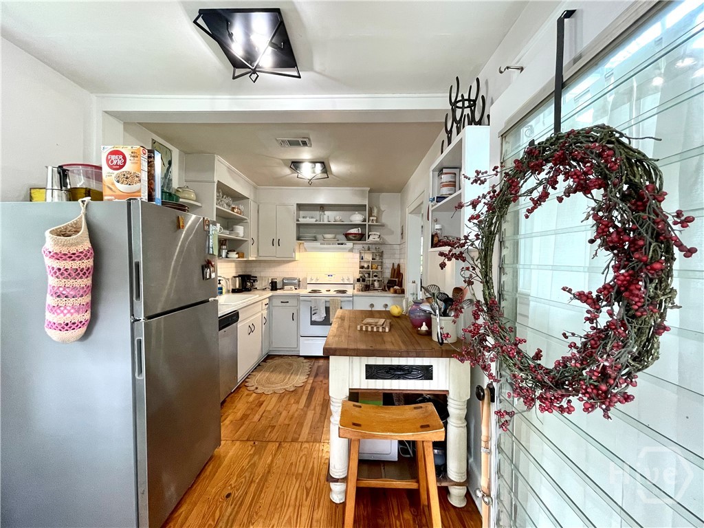 12 W 51st Street, Savannah, GA 31405 Listing Photo  7