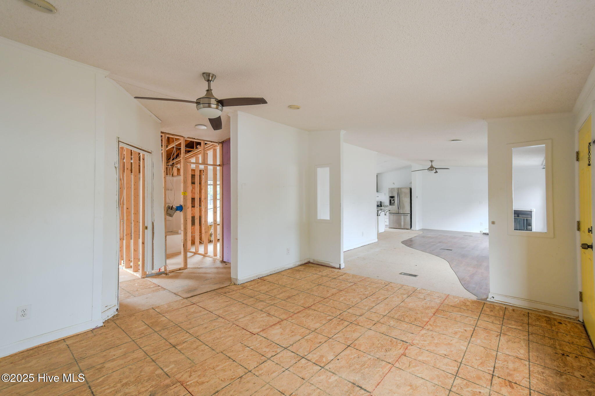 100545513 | Photo 13