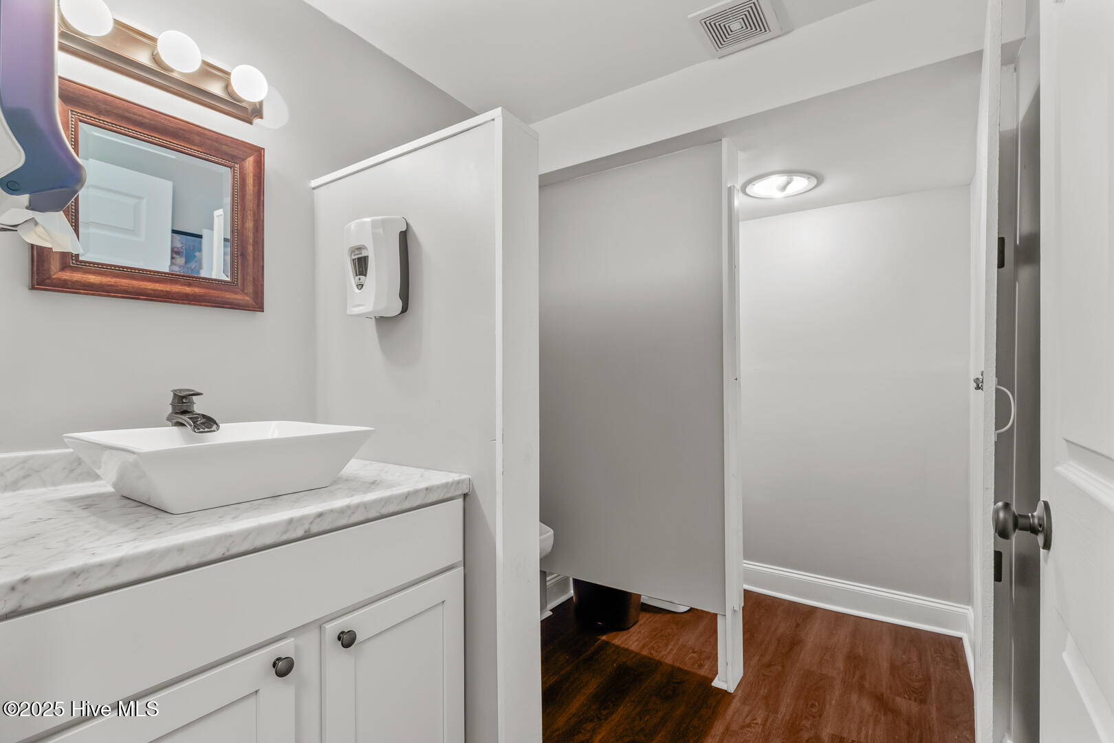 1923 Lejeune Boulevard, Jacksonville, NC, 28546