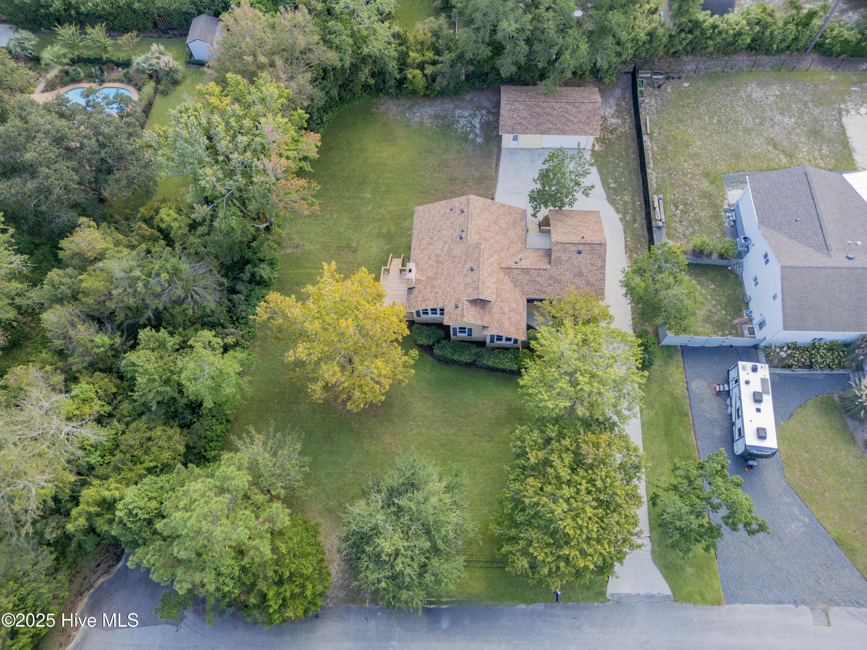 100533138 | Photo 34