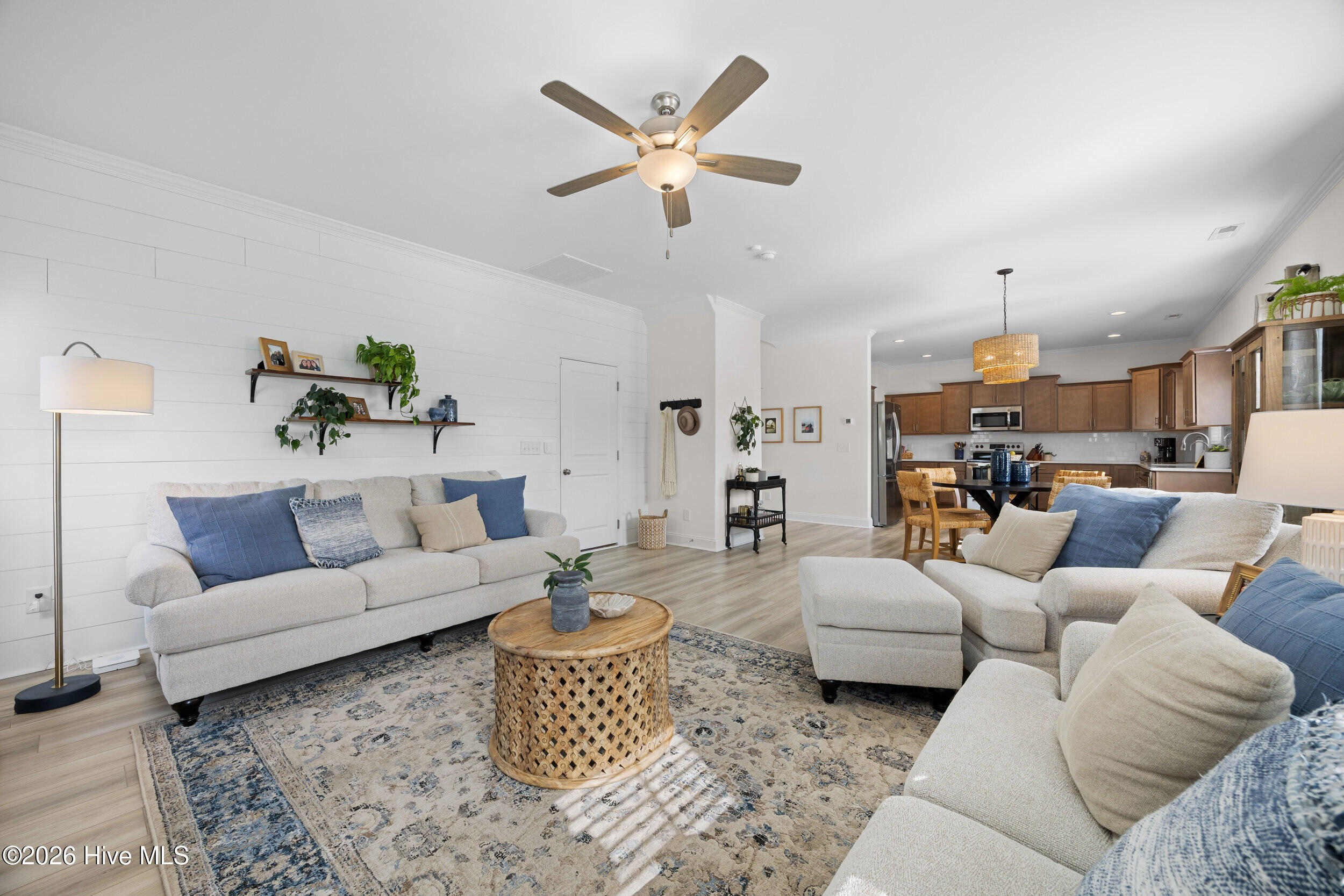 100555397 | Photo 28