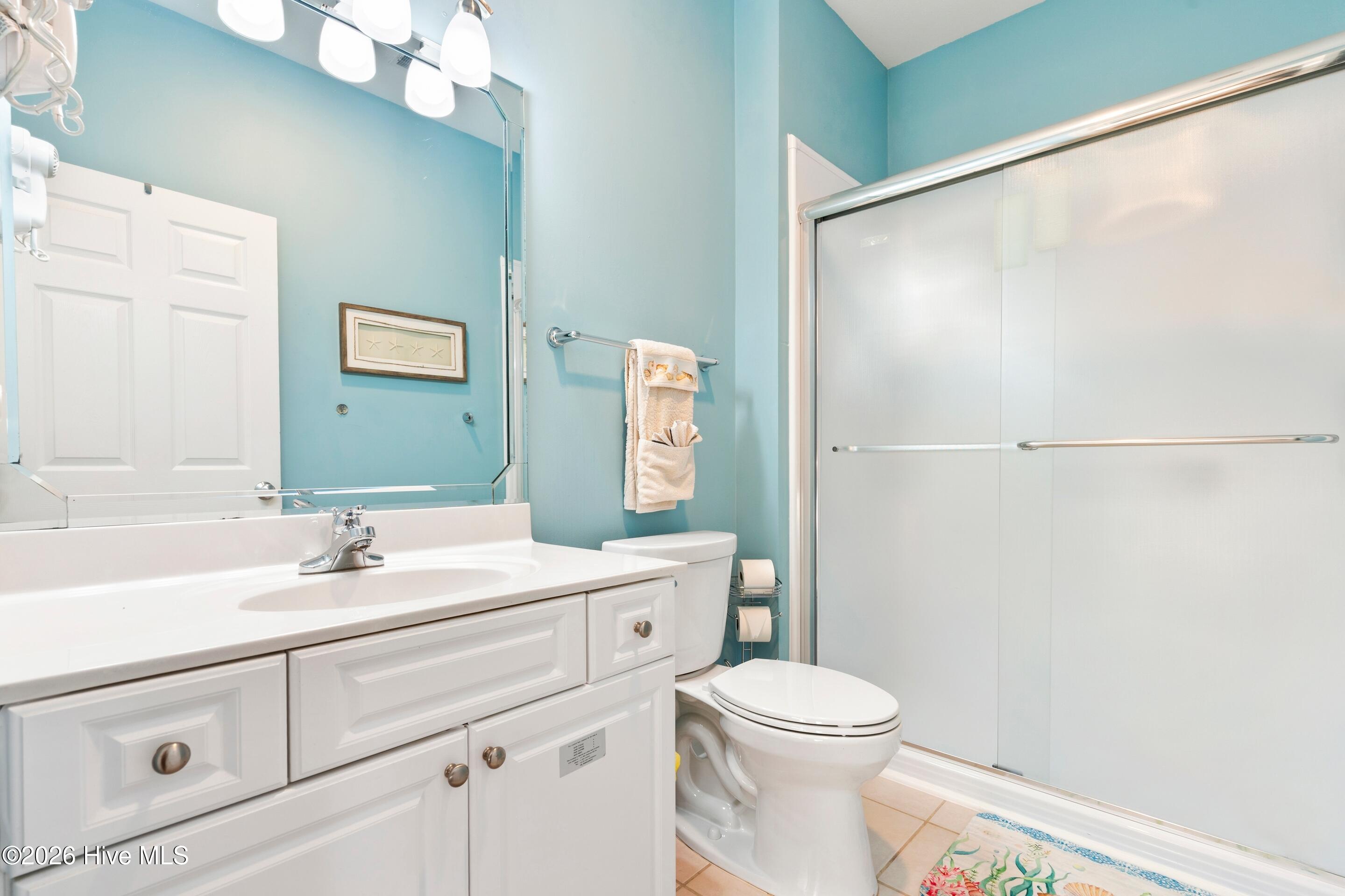 100548504 | Photo 23