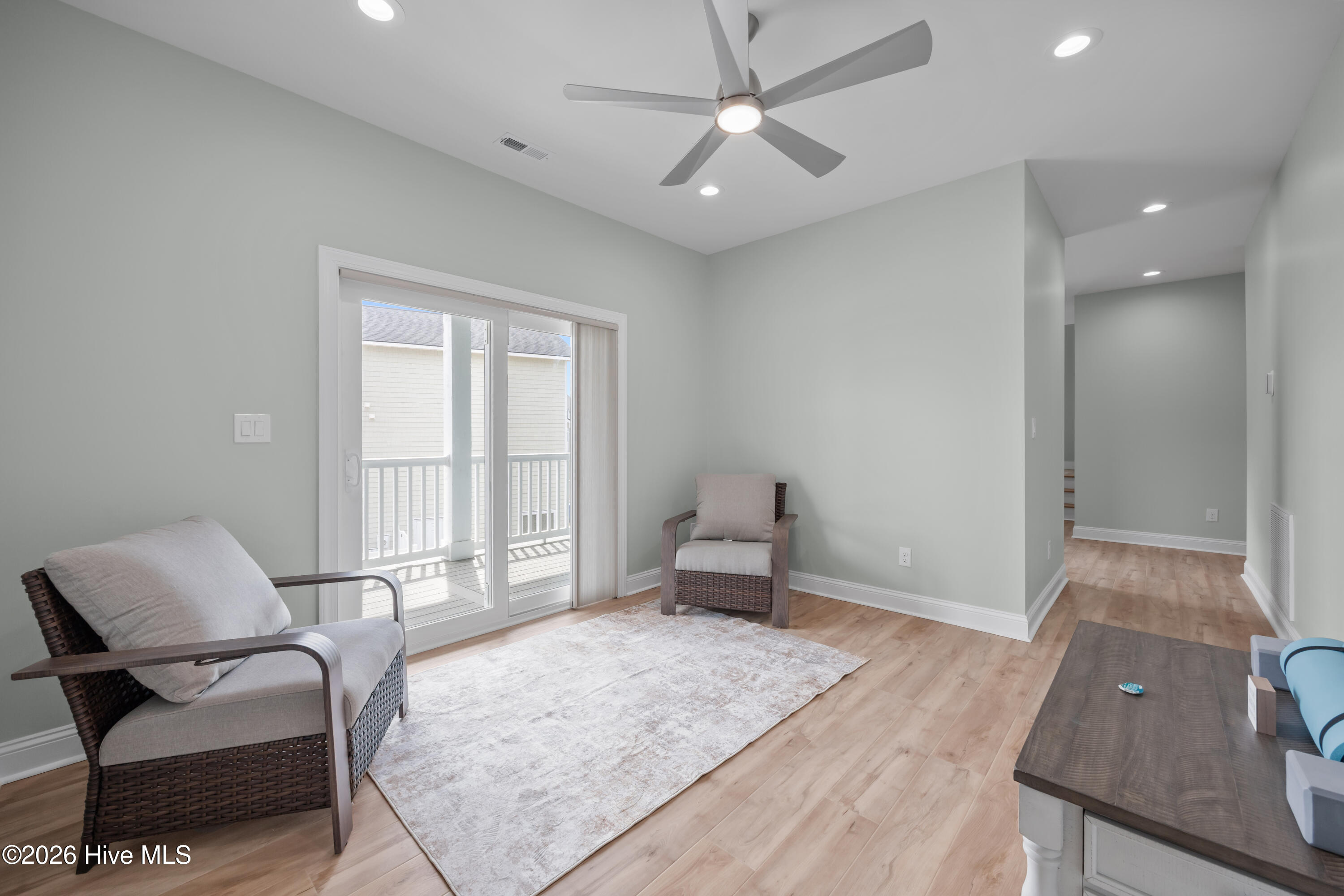 104 E Seaview Drive, Emerald Isle, NC, 28594