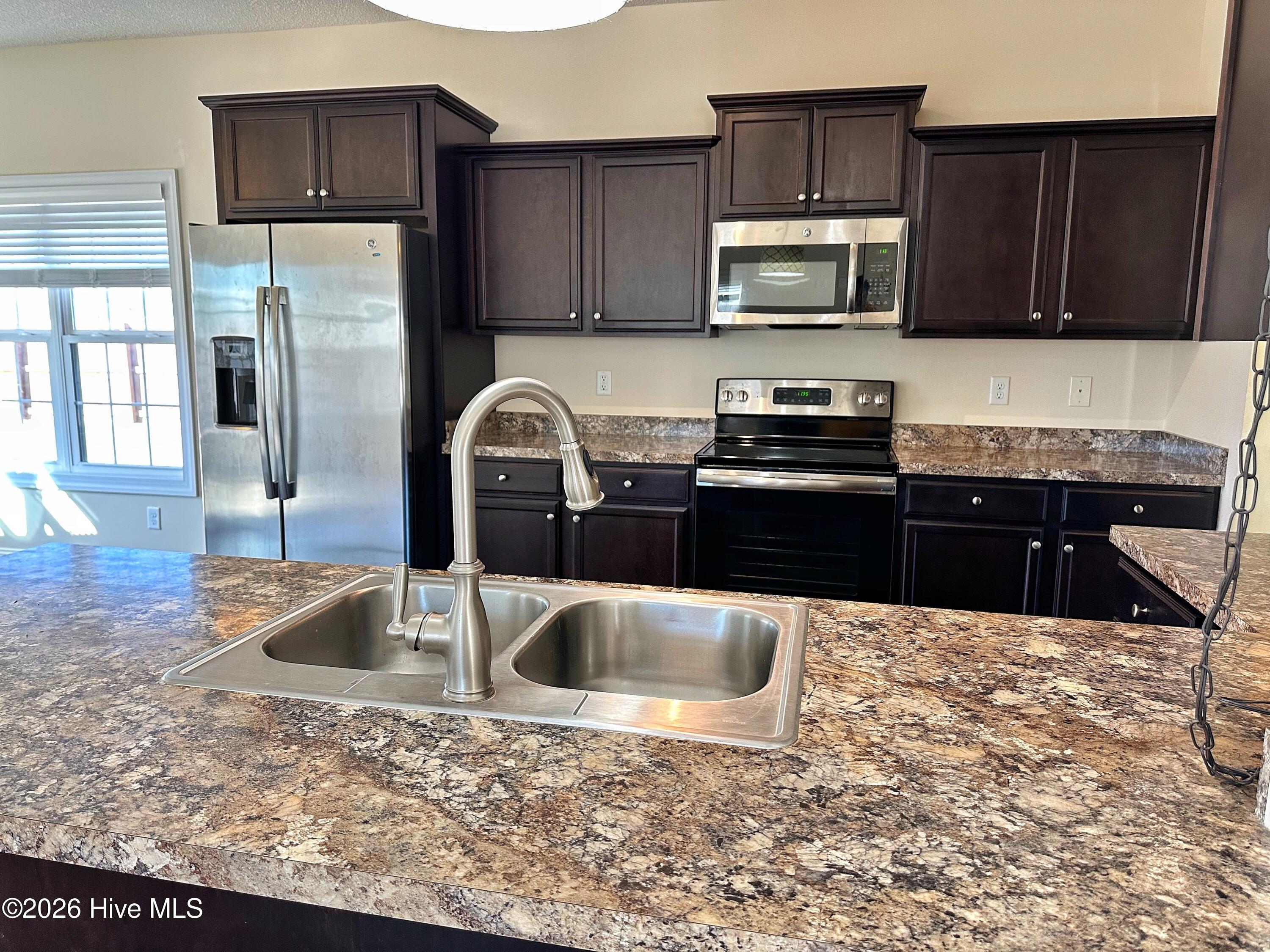 100550134 | Photo 19