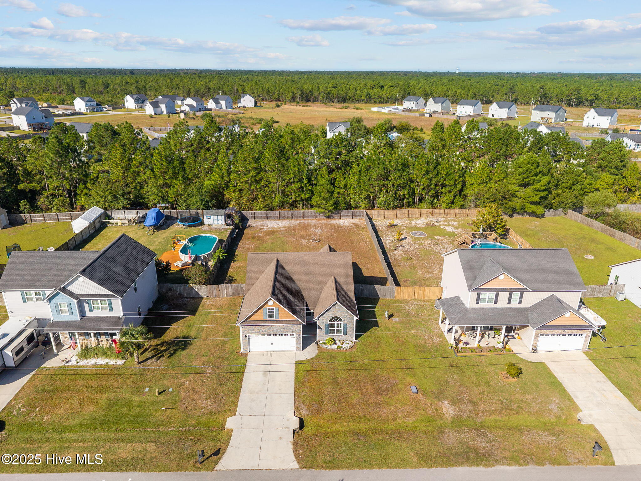 100562550 | Photo 37