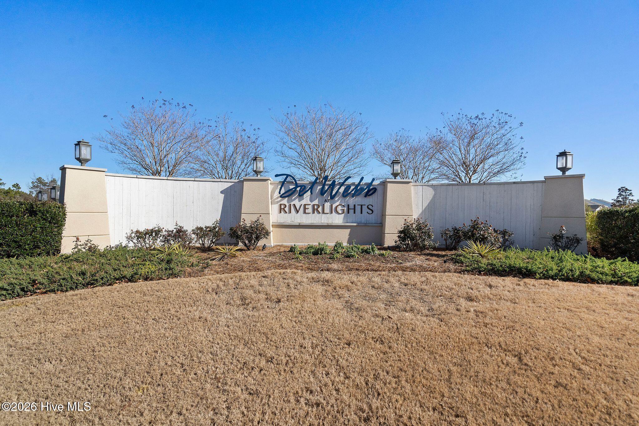 100560381 | Photo 30