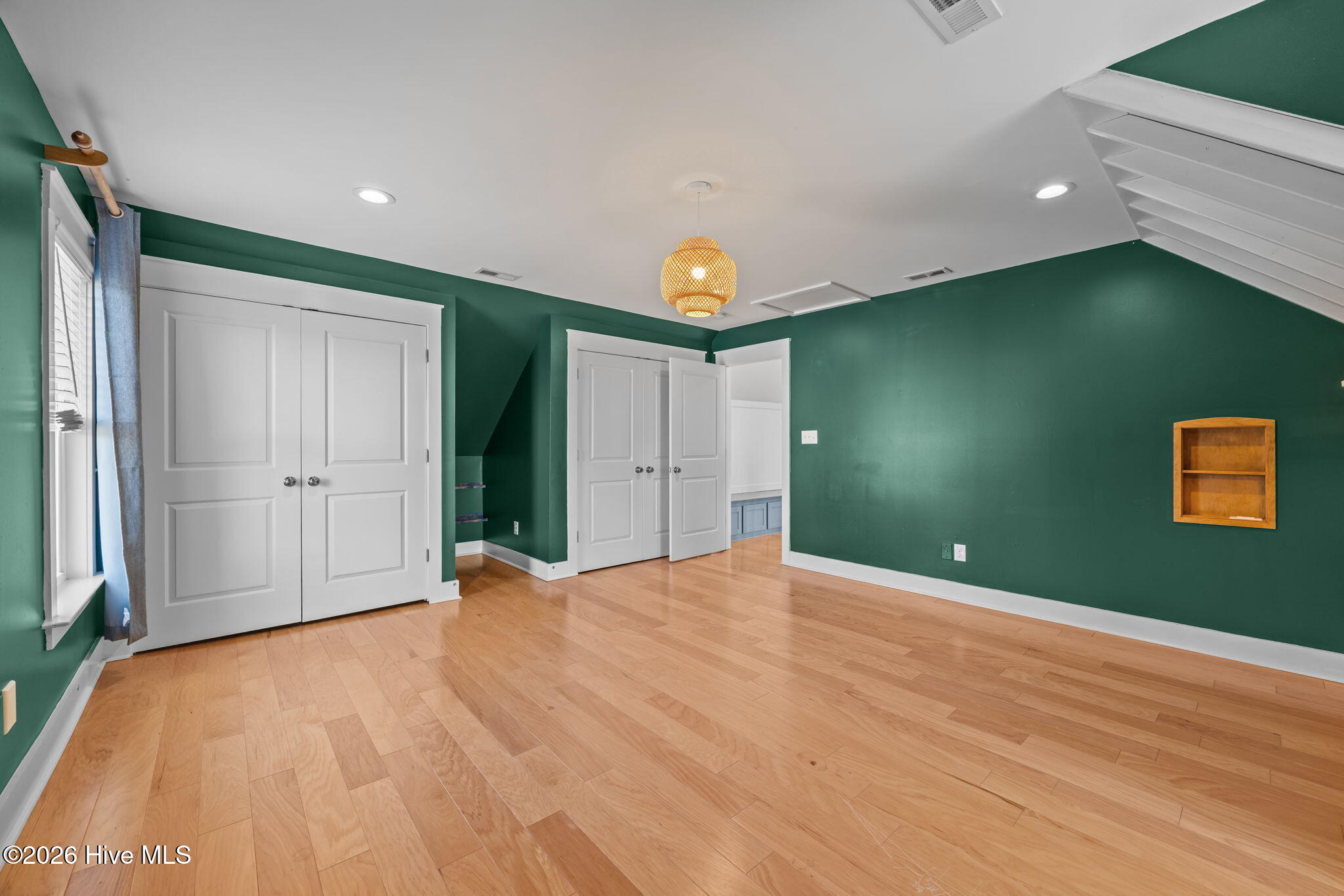 100558576 | Photo 21