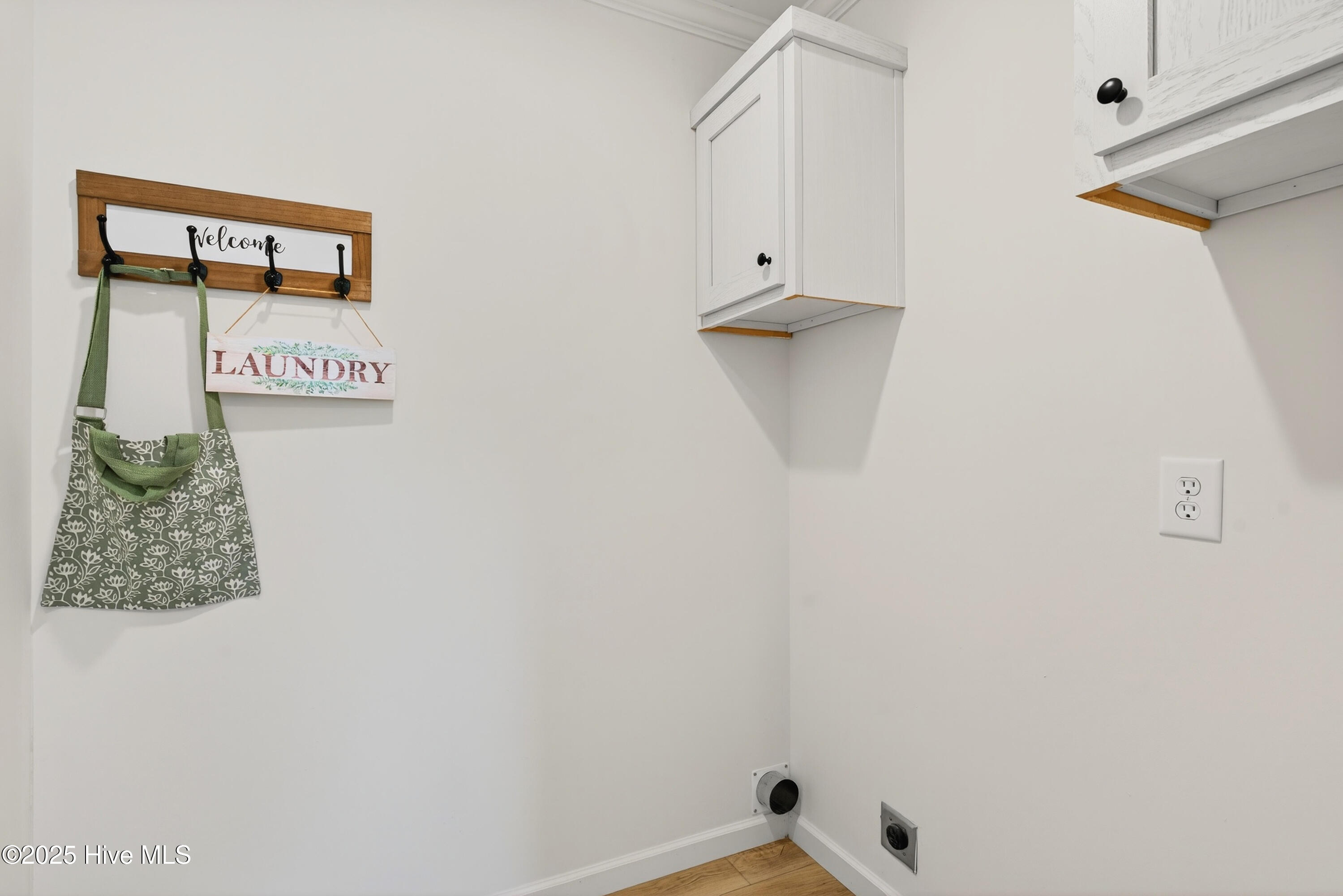 100542512 | Photo 28