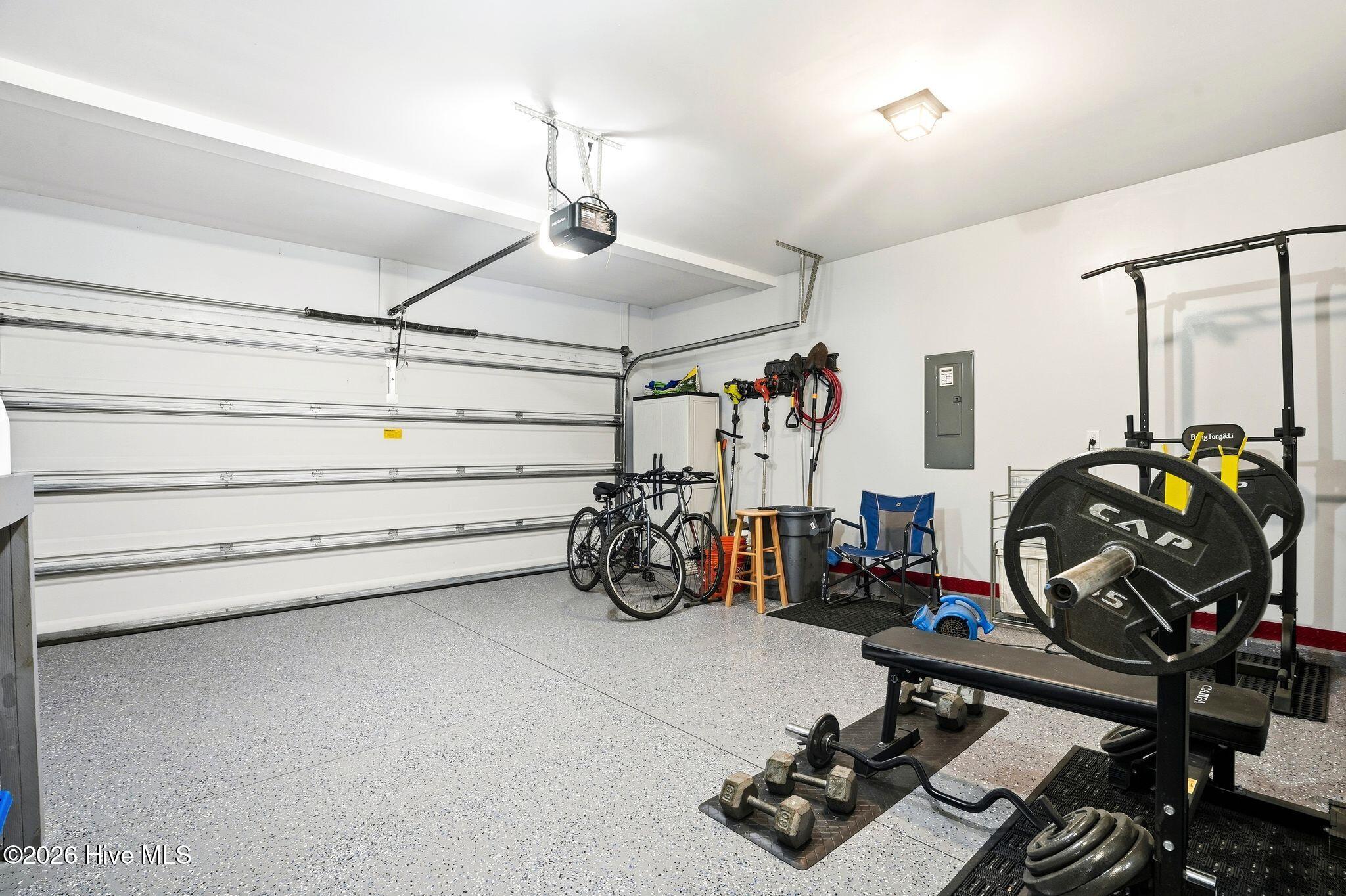 100567646 | Photo 60