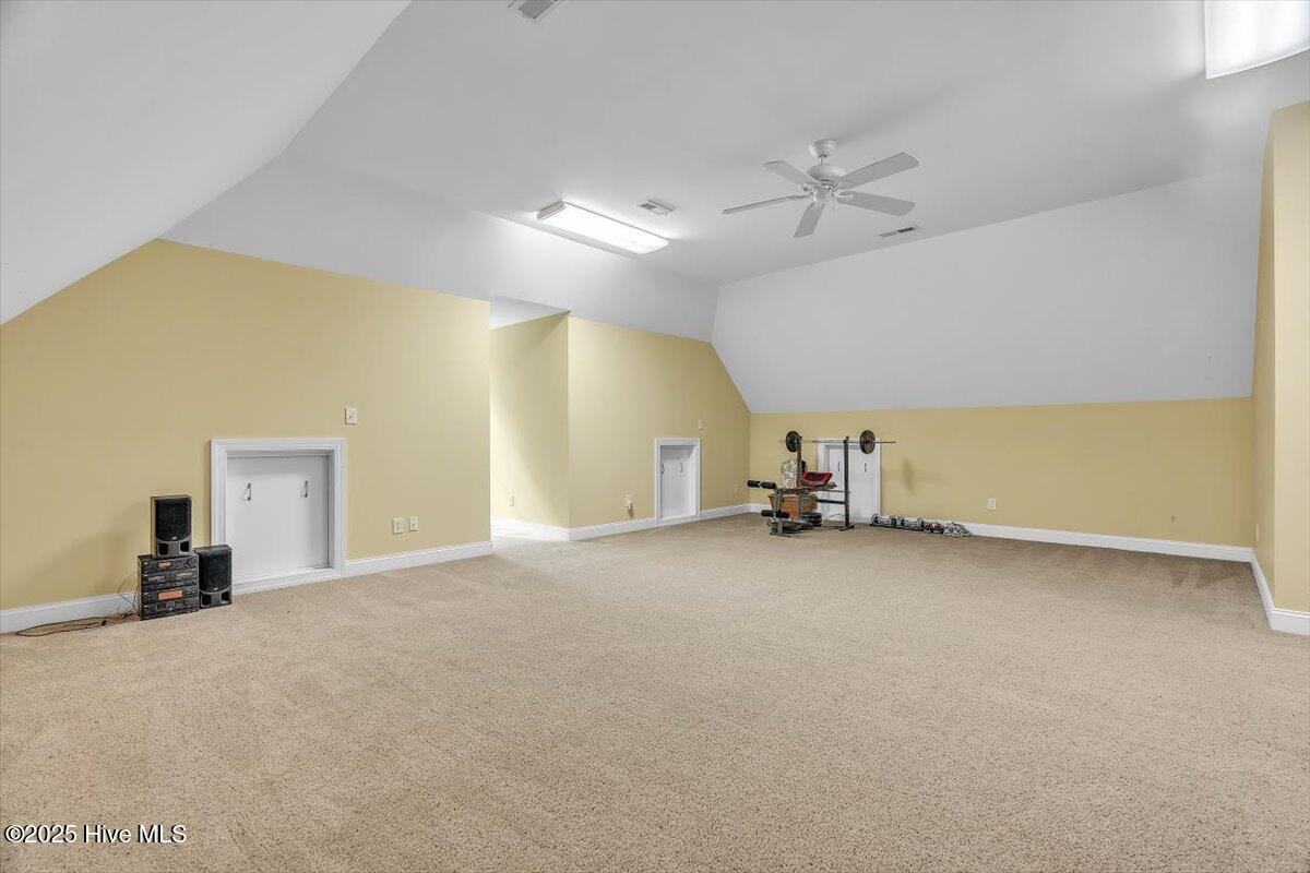 100534566 | Photo 80