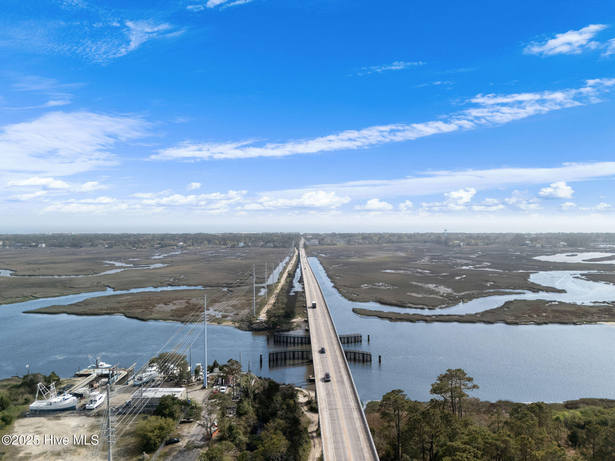 100538063 | Photo 81