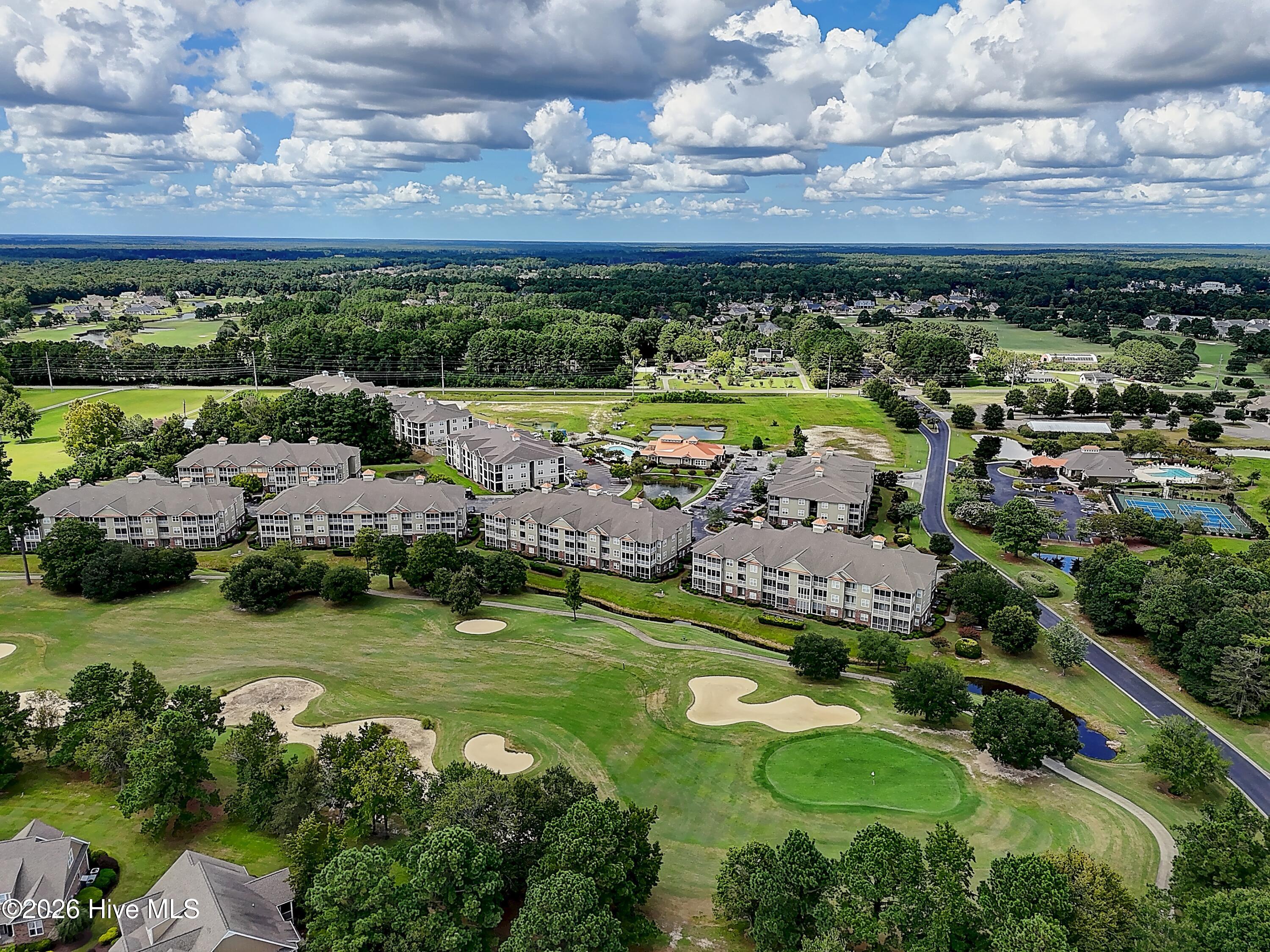 100569684 | Photo 50