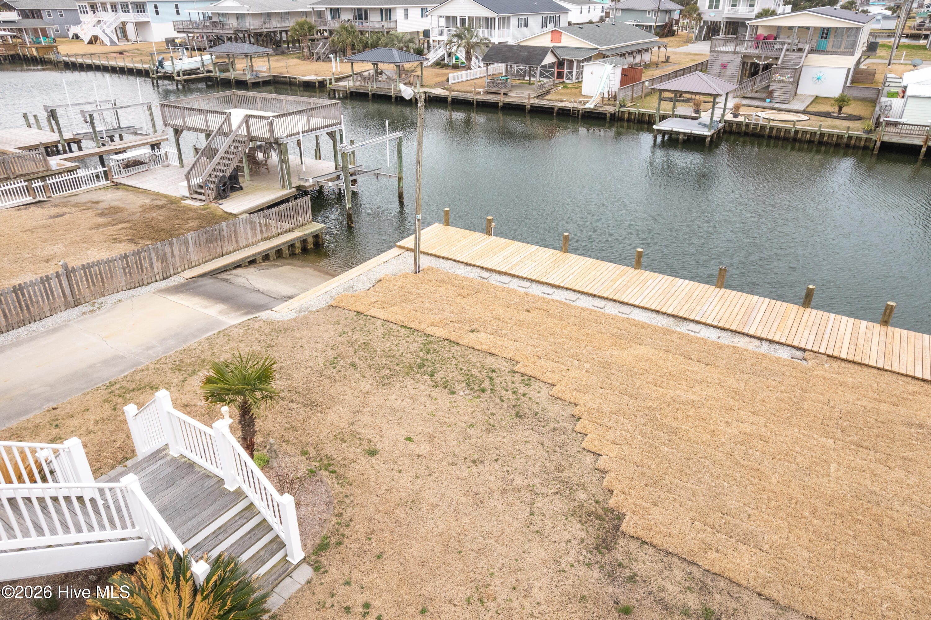 7037 7th Street, Surf City, NC, 28445