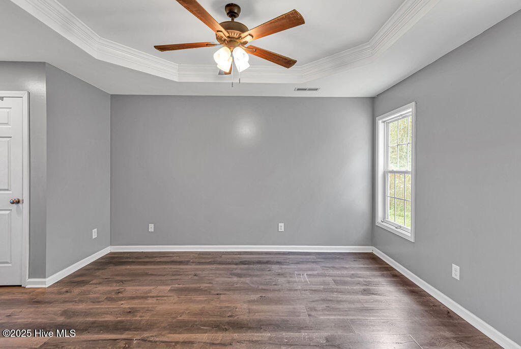 100546198 | Photo 15