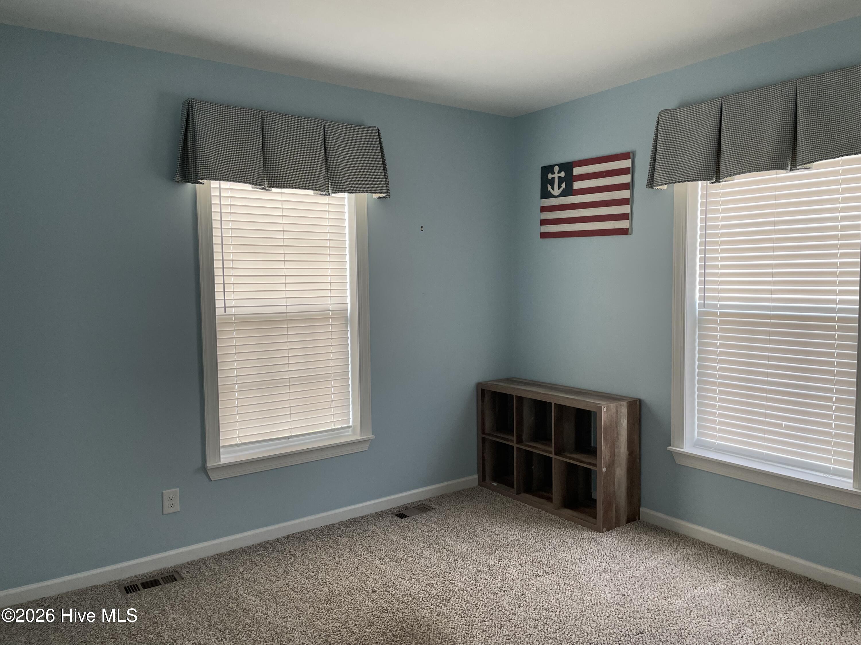 100568375 | Photo 20